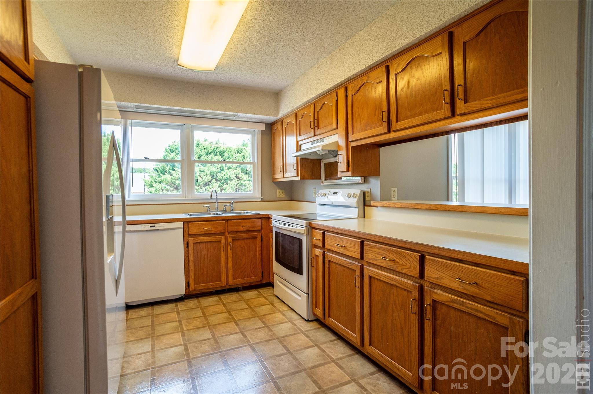 5146 Olde School Drive Property Photo 11
