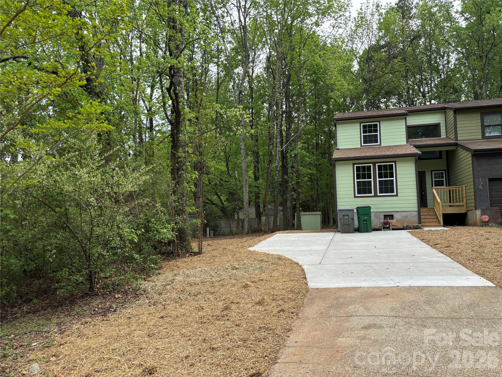 6211 Spanish Oak Road Property Photo 2