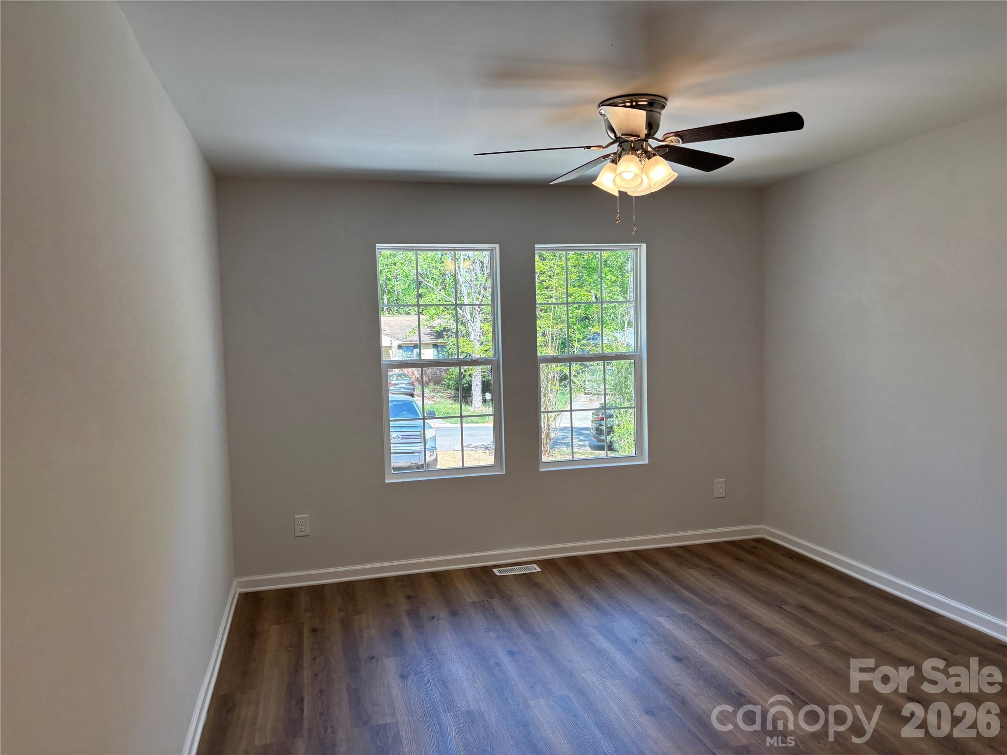 6211 Spanish Oak Road Property Photo 10