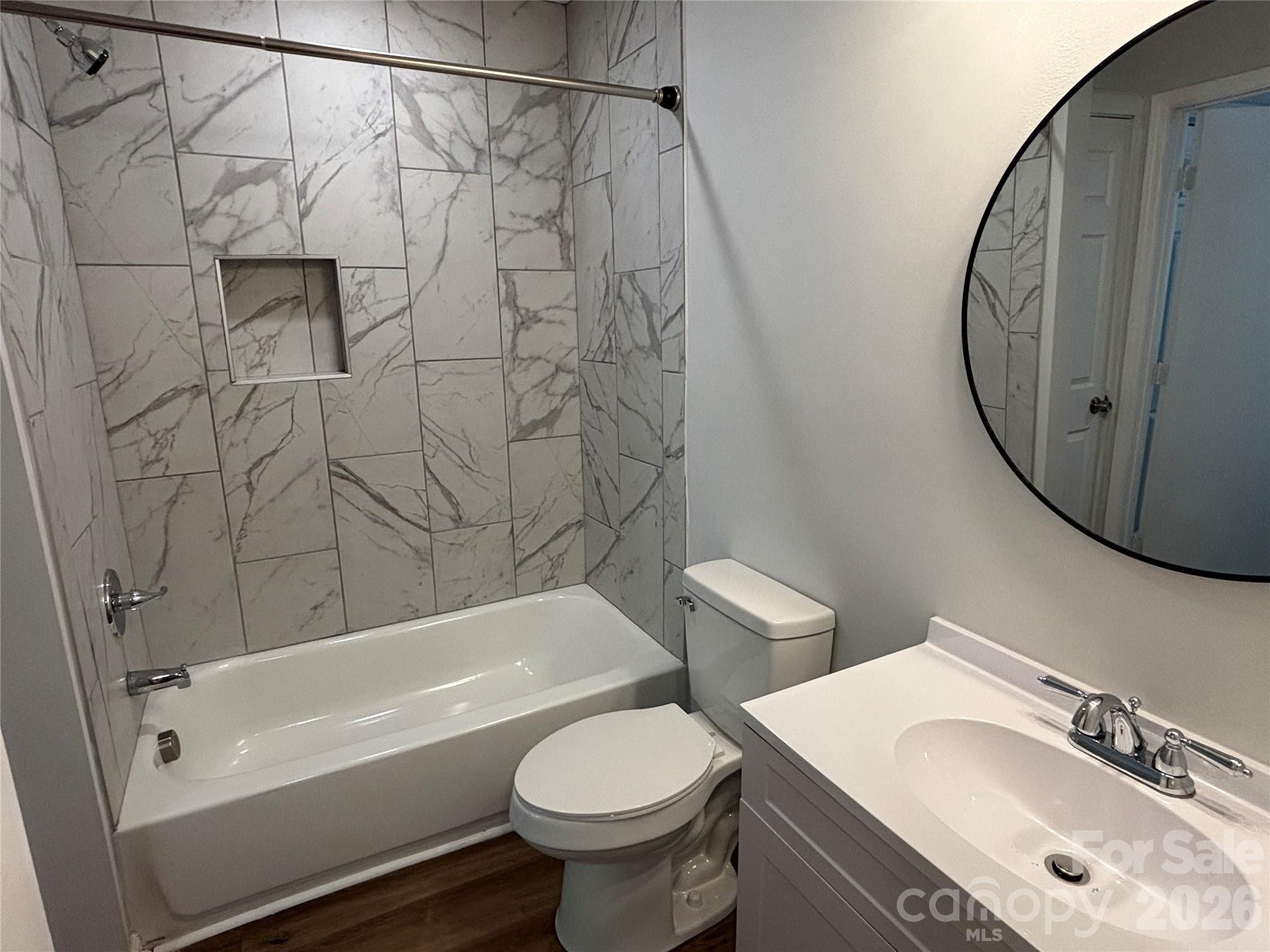 6211 Spanish Oak Road Property Photo 11