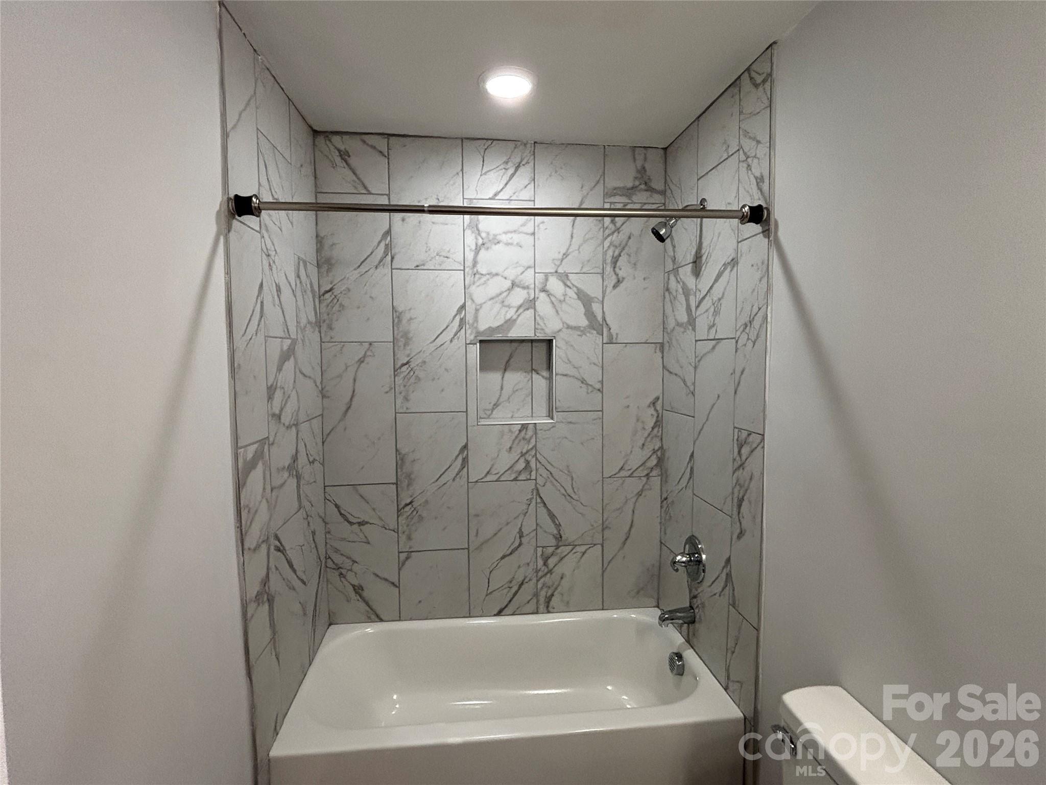 6211 Spanish Oak Road Property Photo 20