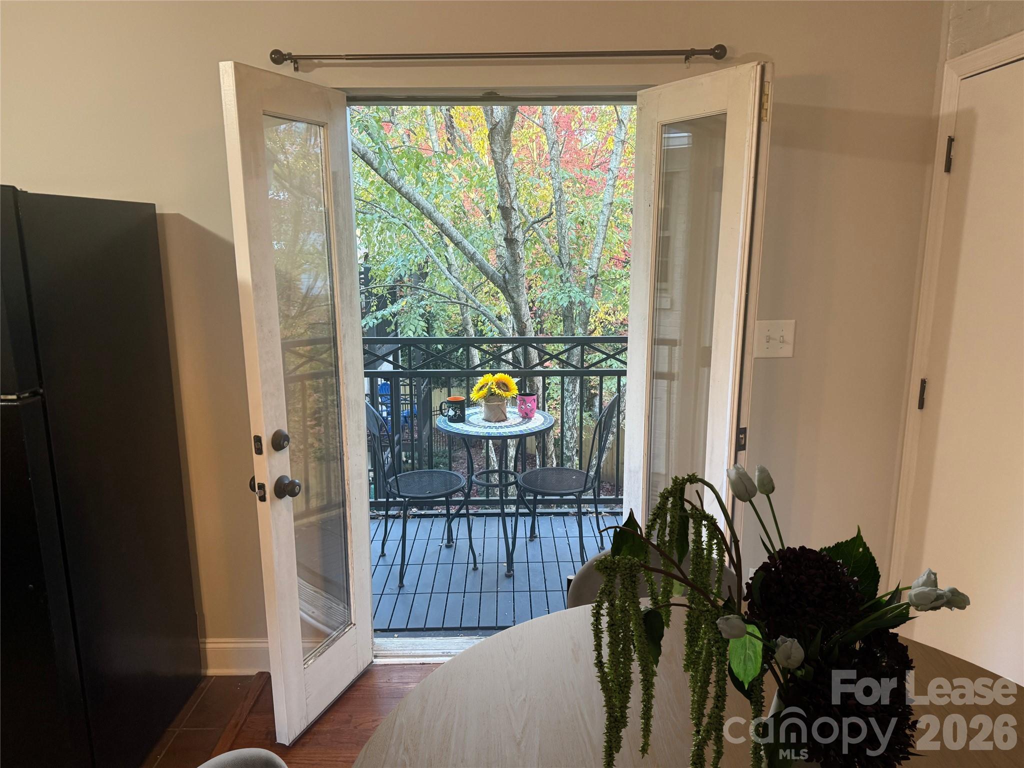 4923 Park Road Property Photo 2