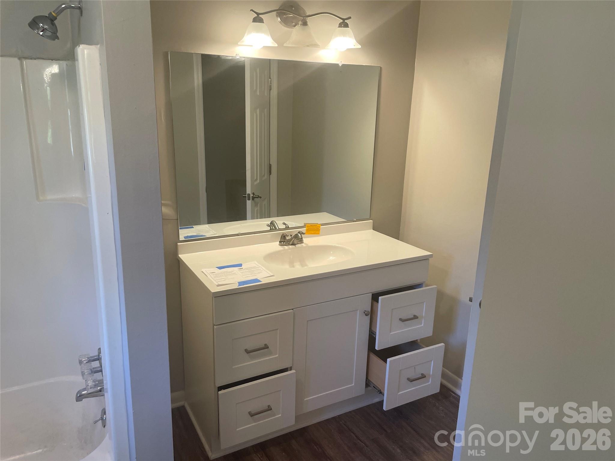 2801 Lyndell Way Property Photo 9