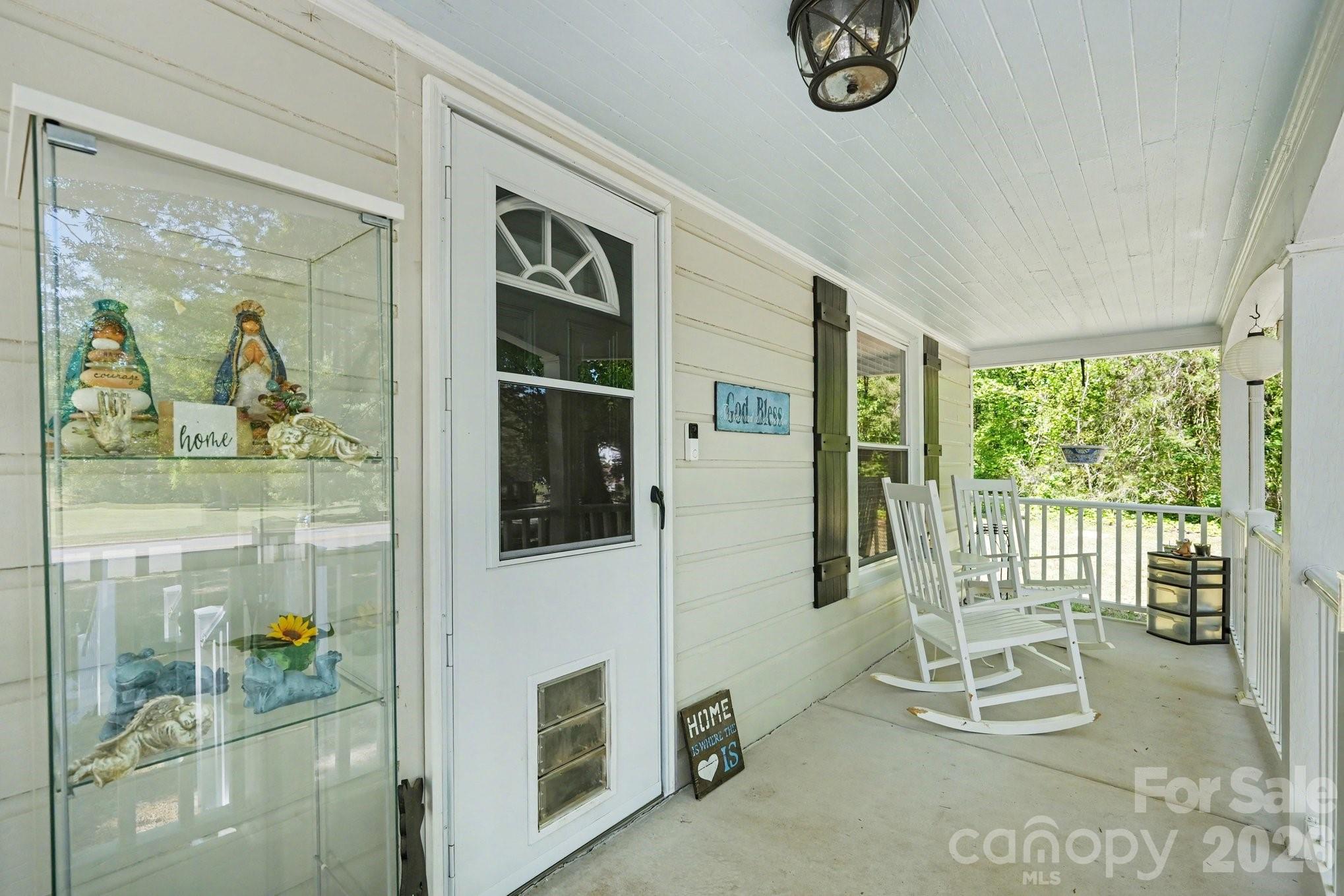 515 N Chapel Street Property Photo 3