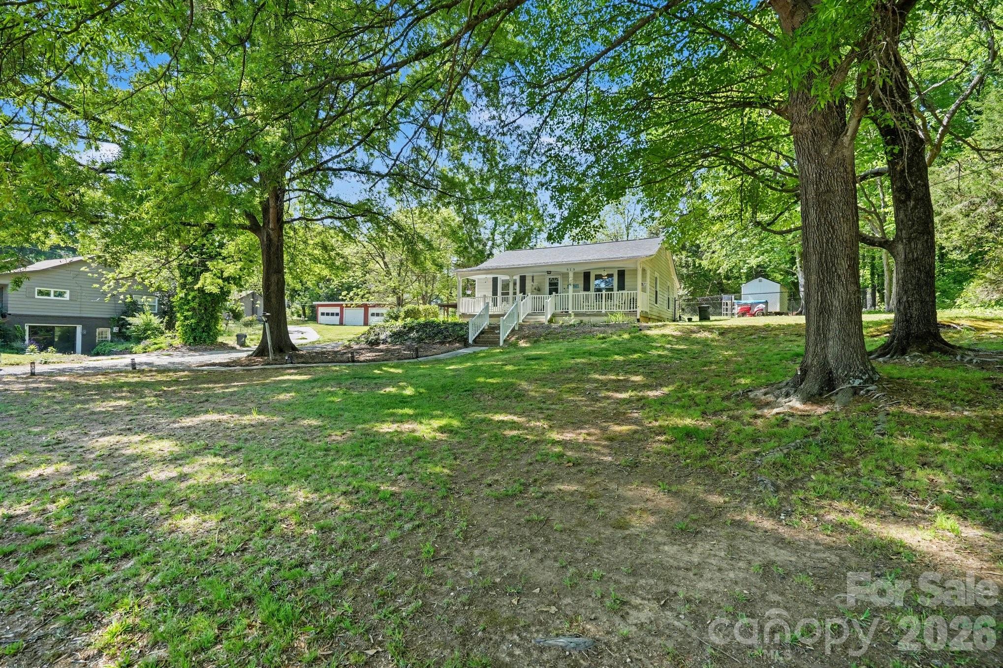 515 N Chapel Street Property Photo 9