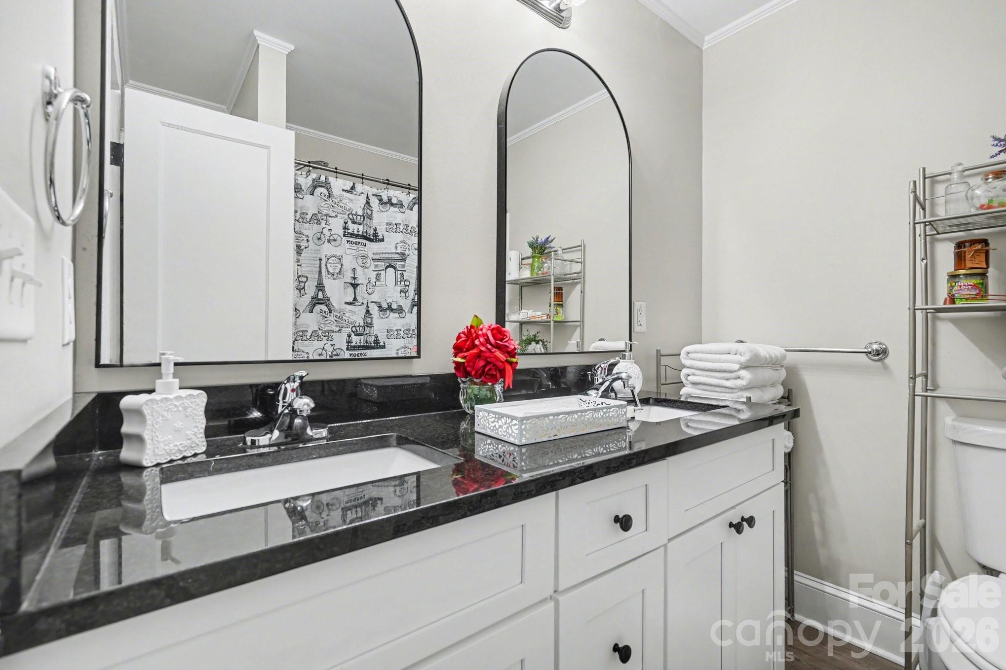 515 N Chapel Street Property Photo 17