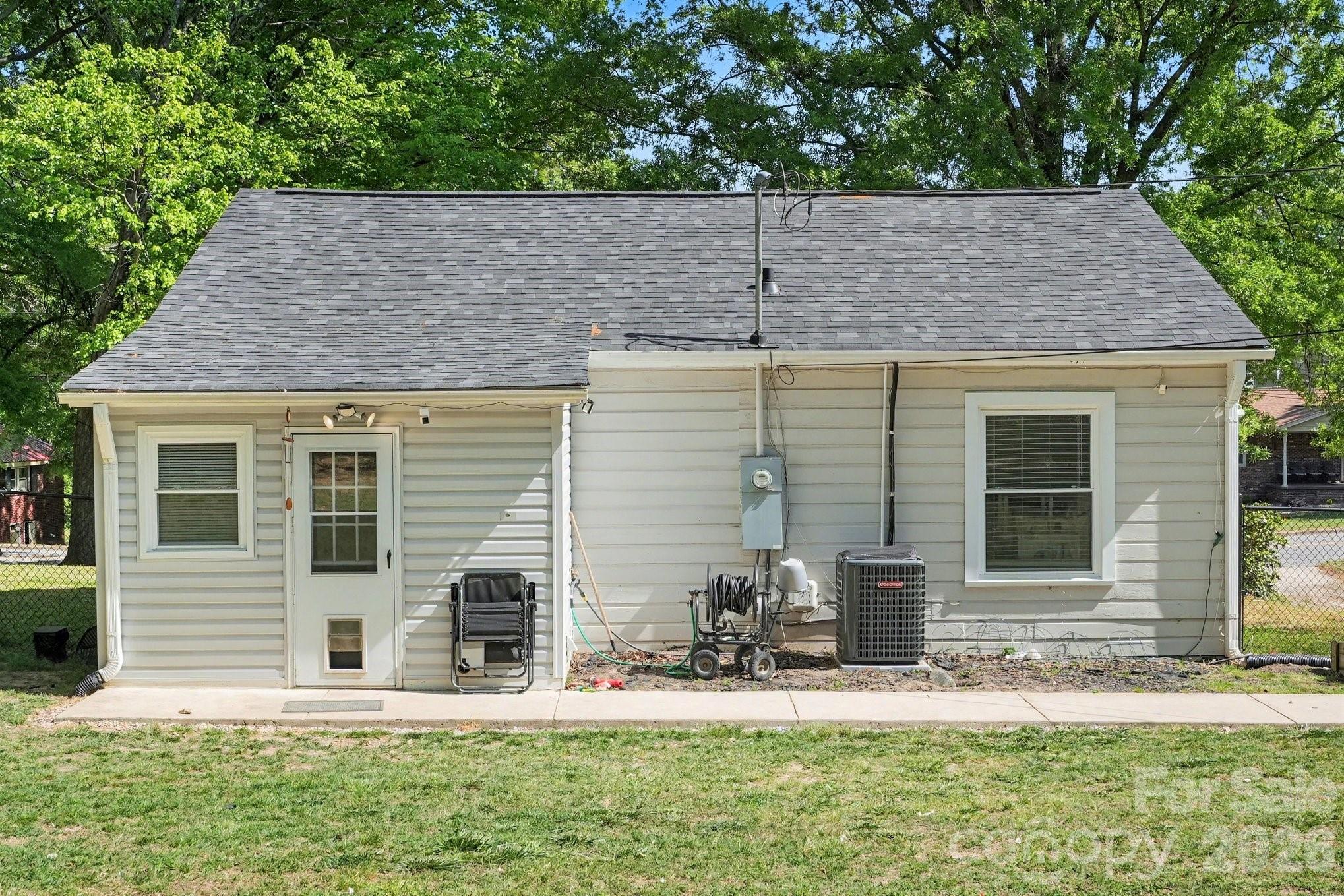 515 N Chapel Street Property Photo 18