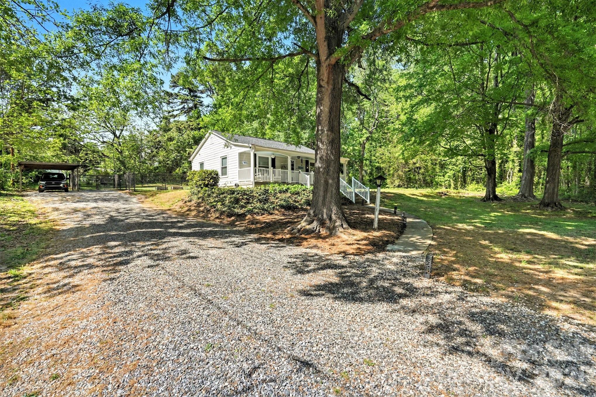 515 N Chapel Street Property Photo 21