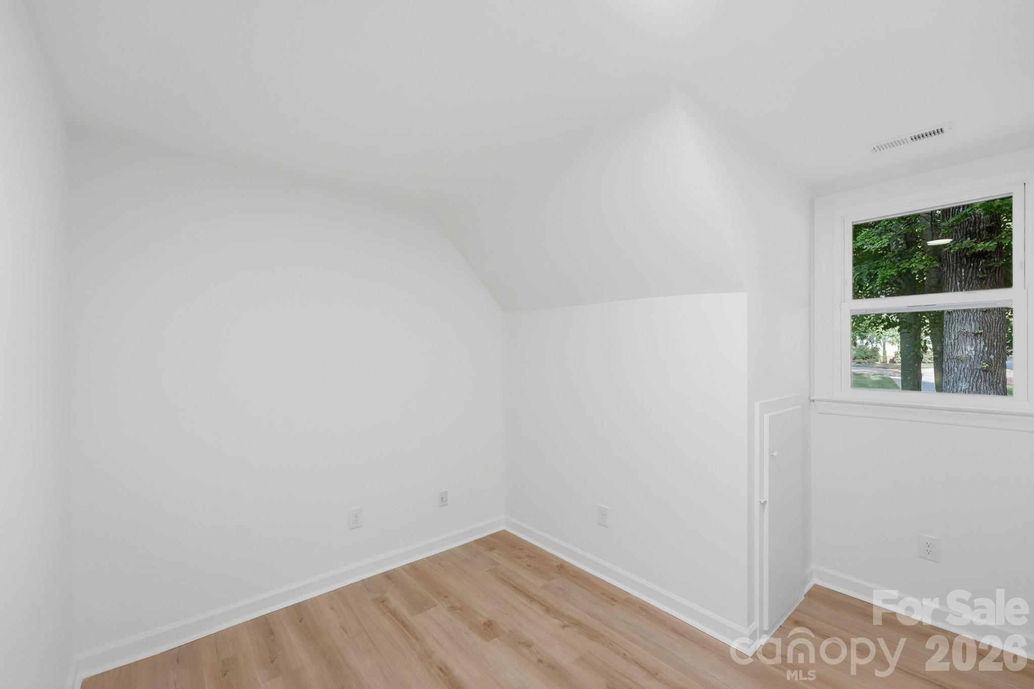 3323 Lincoln Lane Property Photo 39