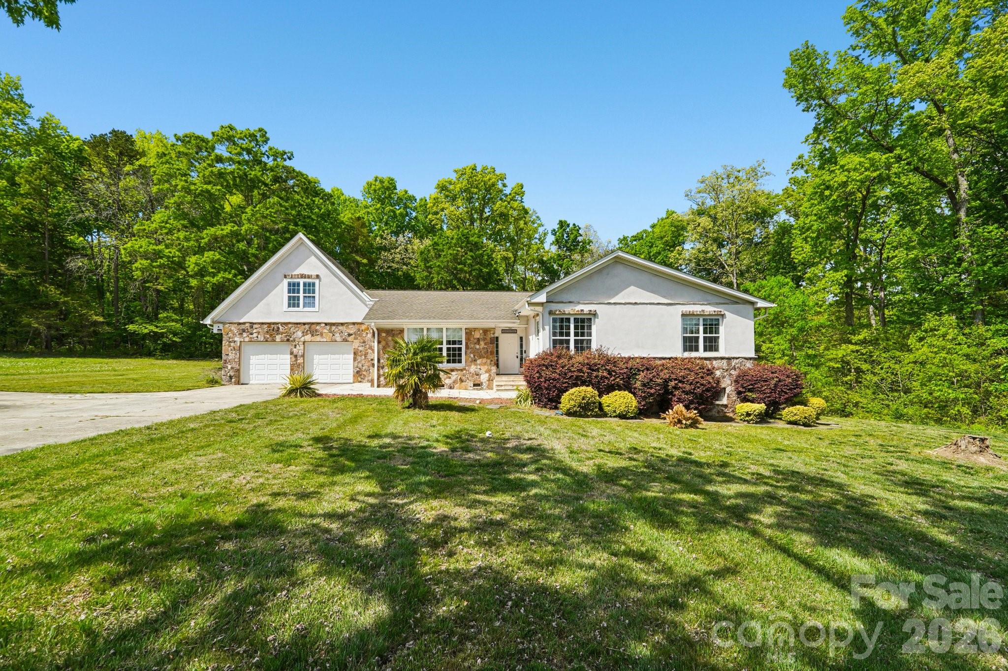 605 Allen Way Property Photo 1