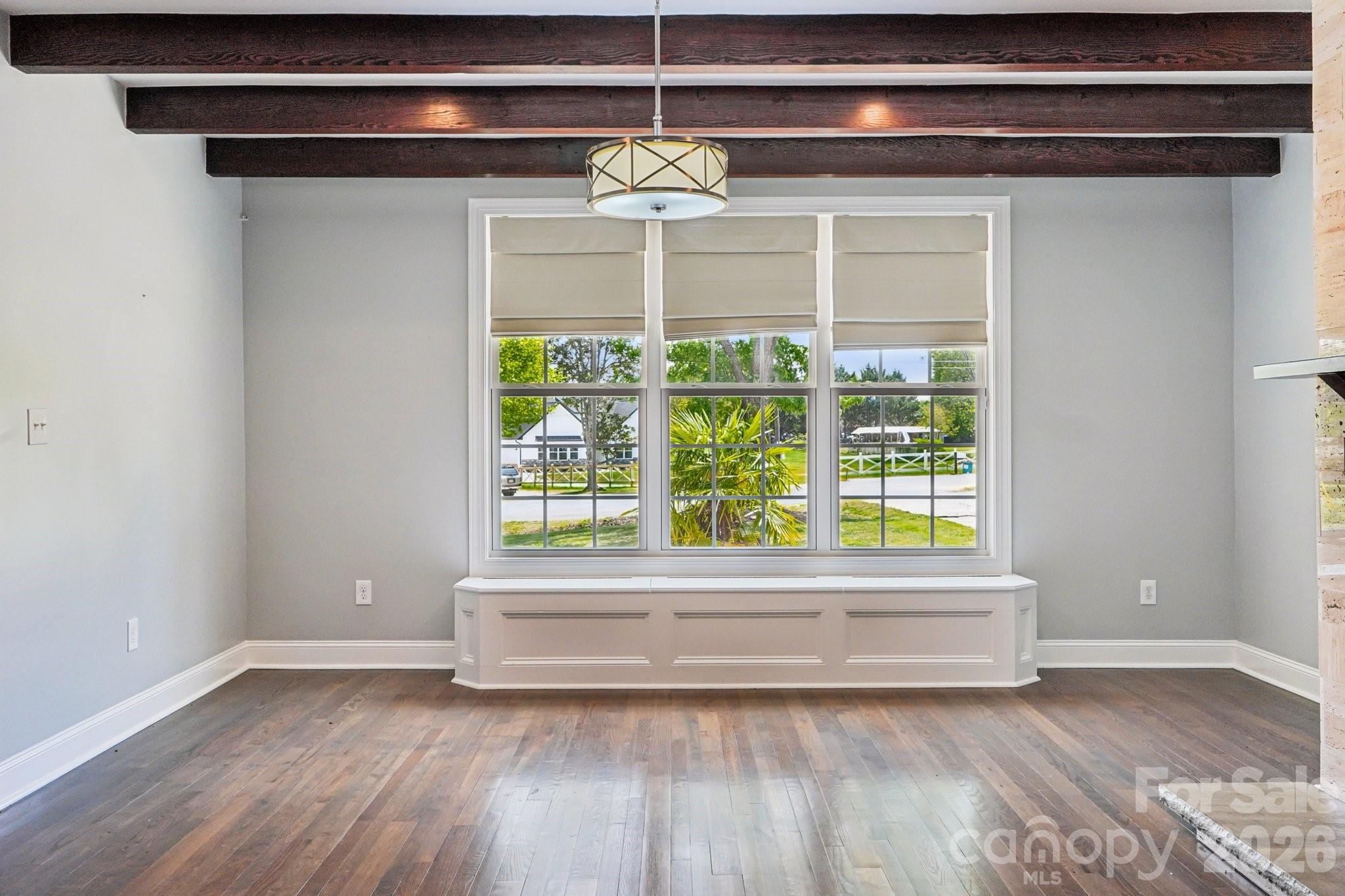 605 Allen Way Property Photo 8
