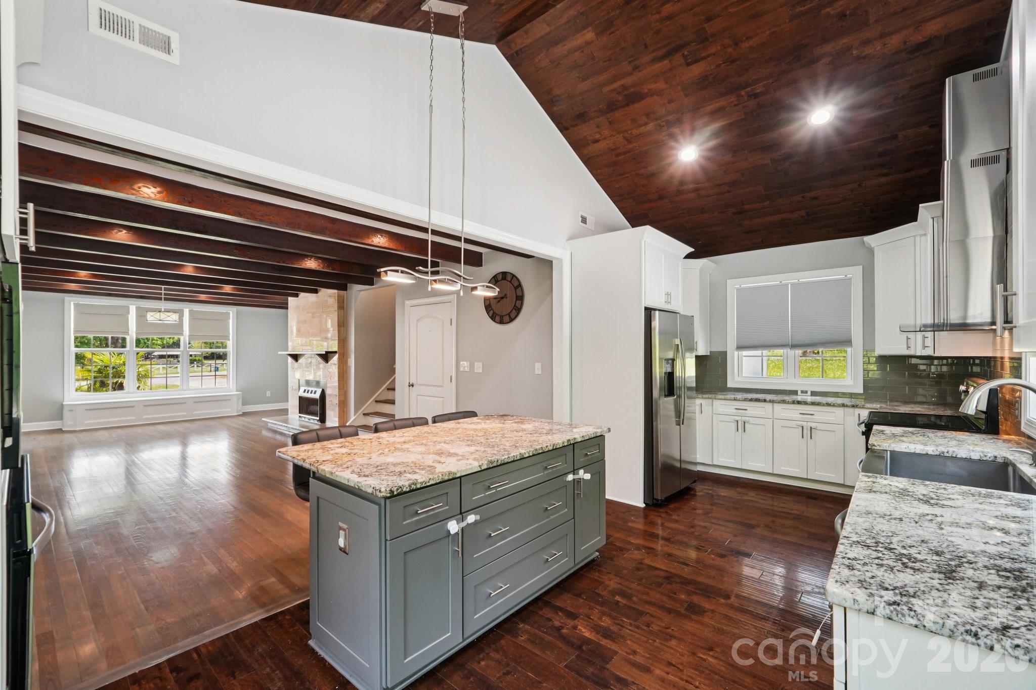 605 Allen Way Property Photo 16