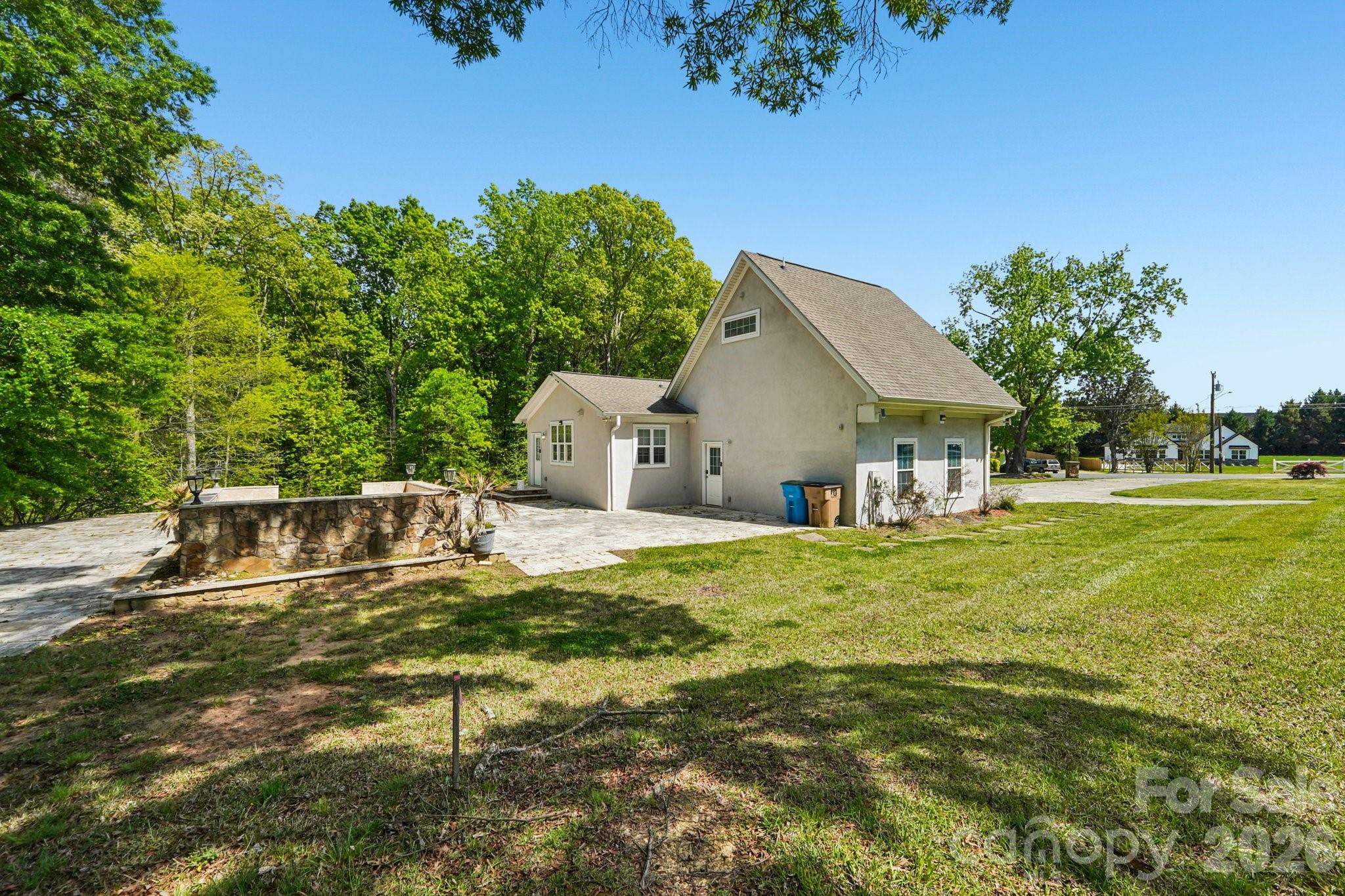 605 Allen Way Property Photo 31