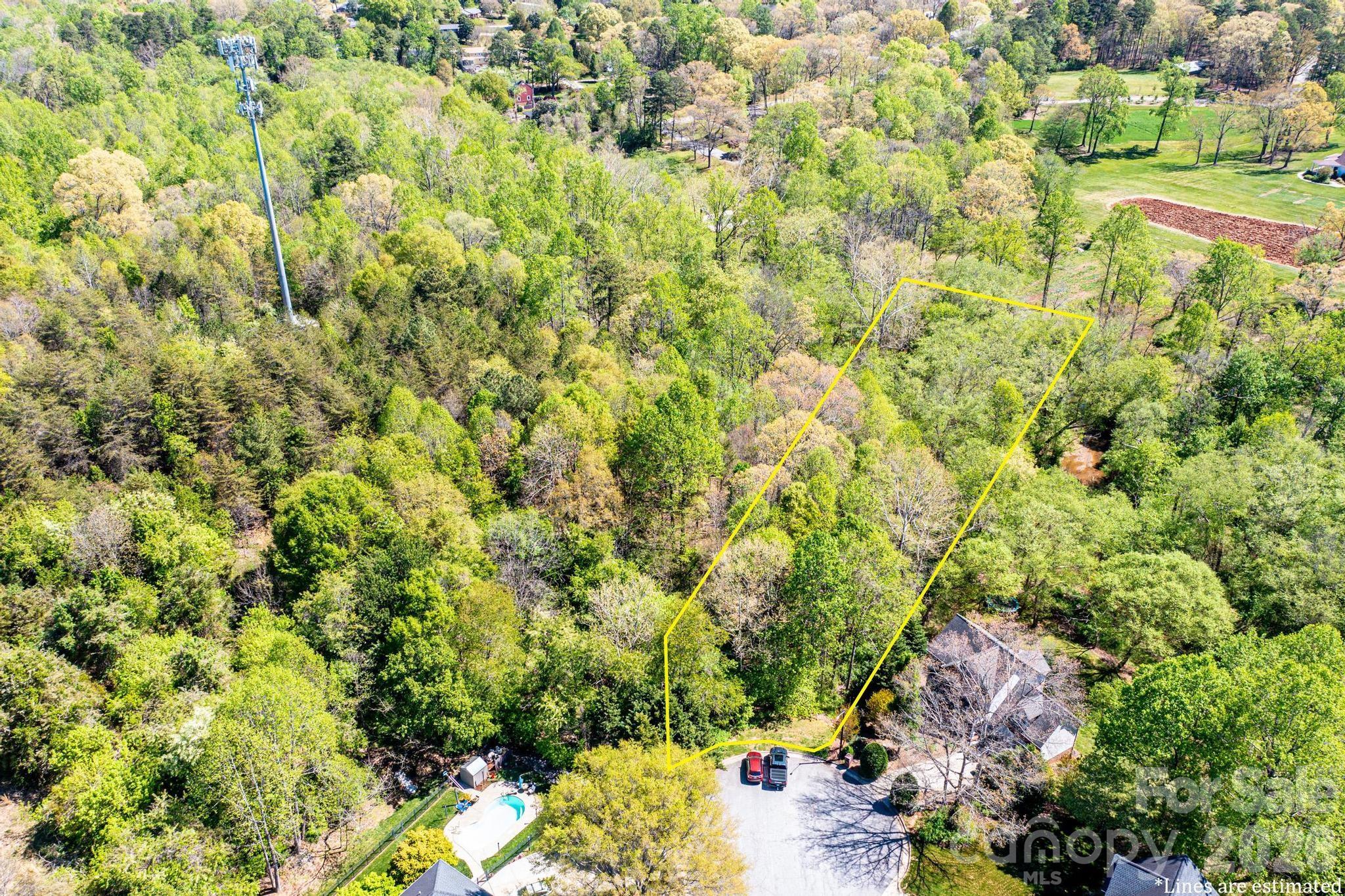 Lot 14 35th Avenue Property Photo 1