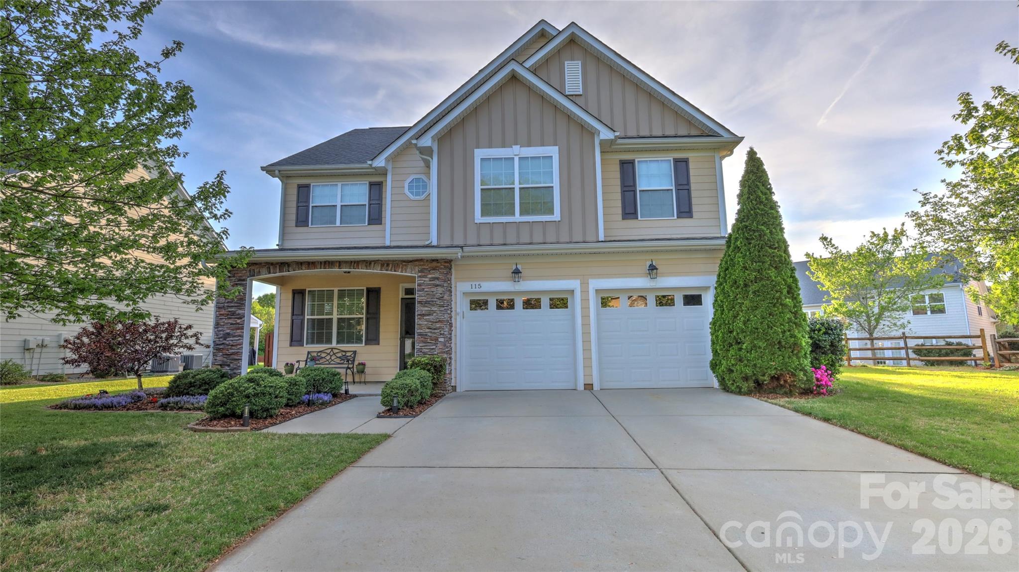 115 Runningdeer Drive Property Photo 1