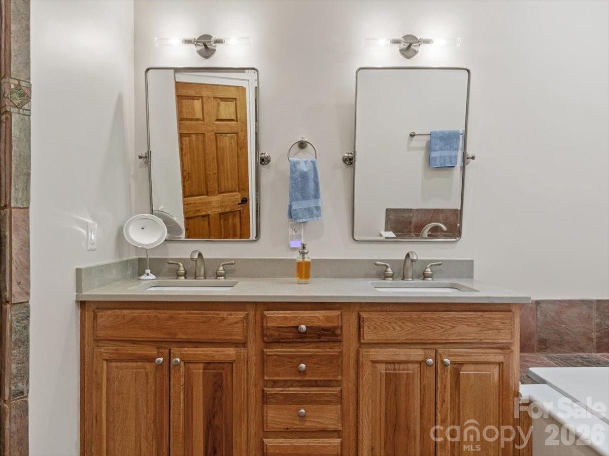 45 Creekside Way I301 Property Photo 34
