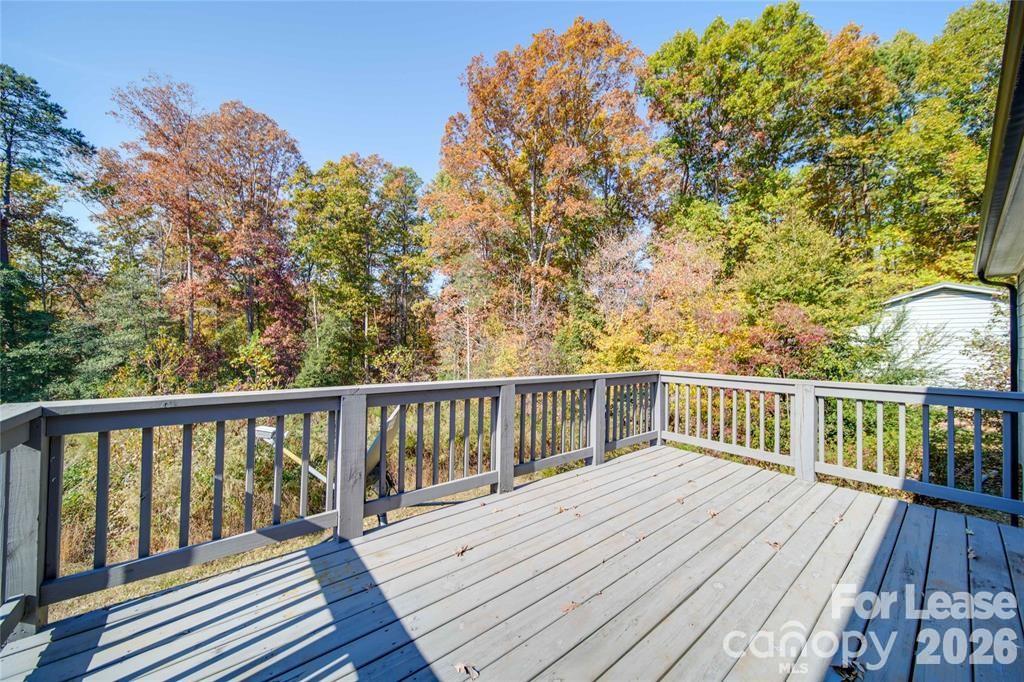 112 Rockwell Court Property Photo 8