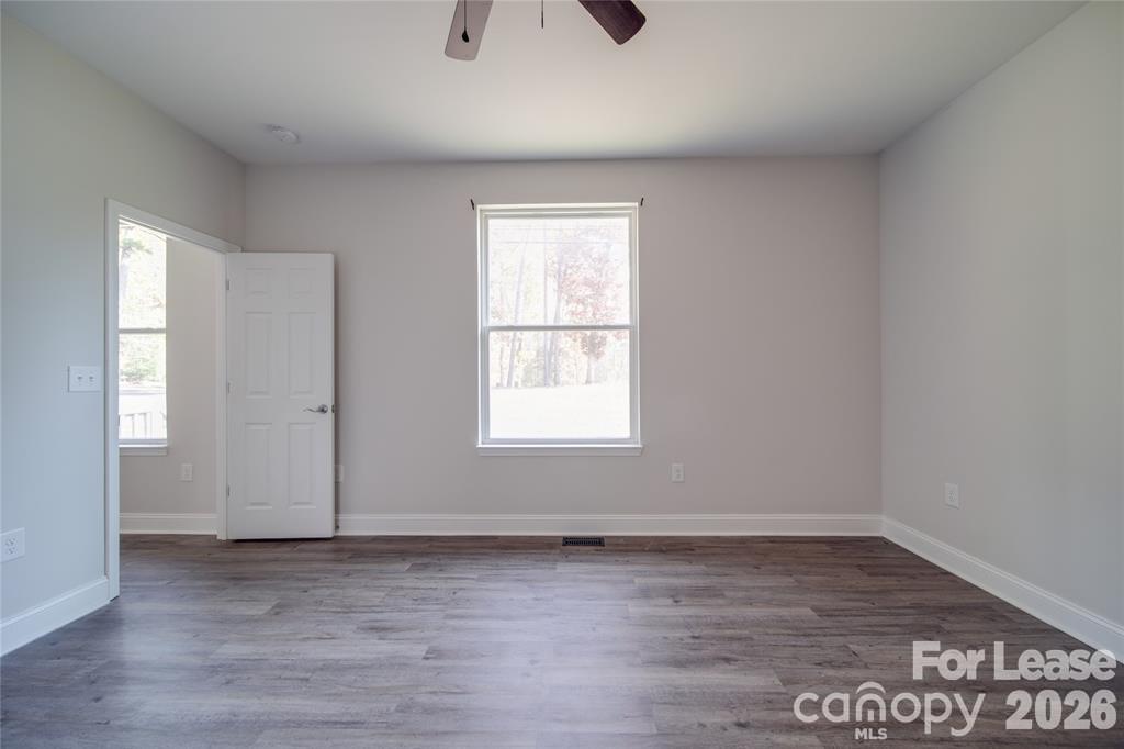 112 Rockwell Court Property Photo 33