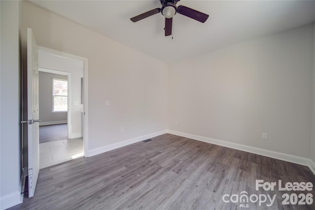 112 Rockwell Court Property Photo 43