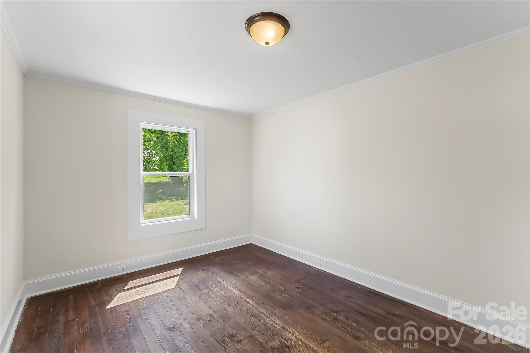 608 E Concord Street Property Photo 18