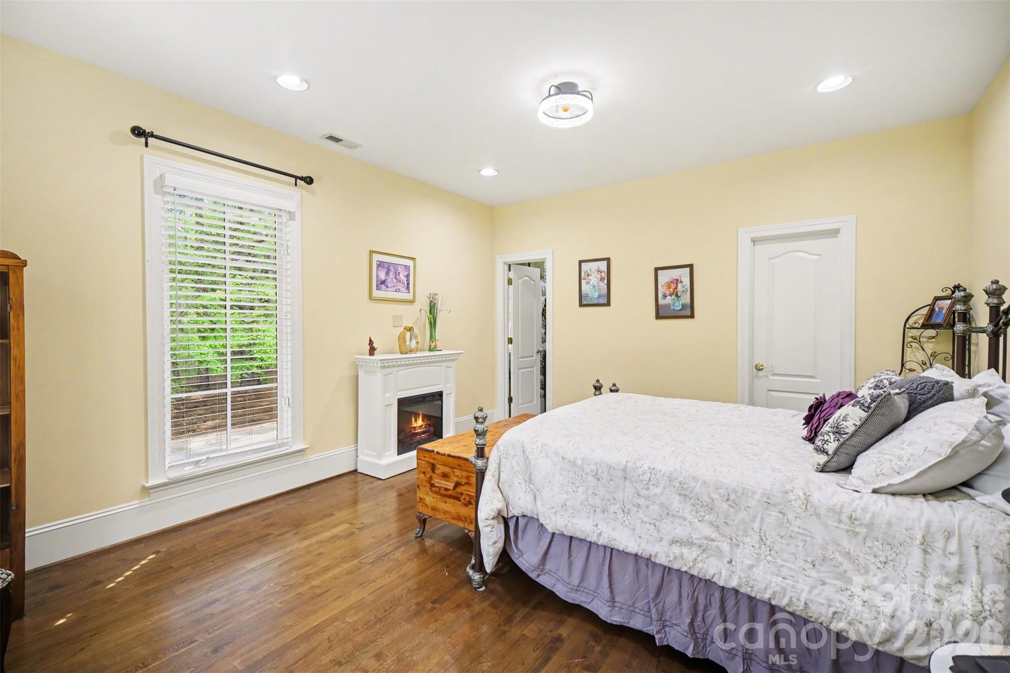 2929 Laura Road Property Photo 29