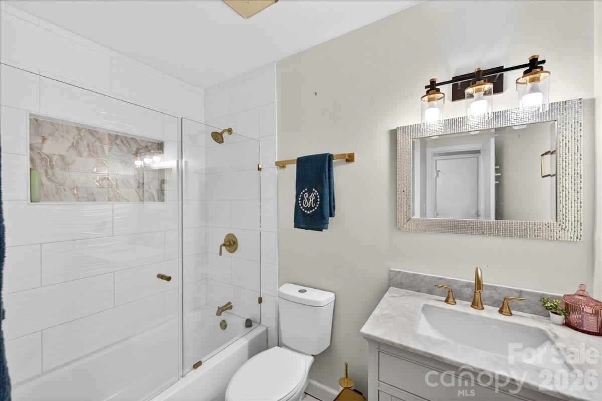 8007 Horse Chestnut Lane Property Photo 22