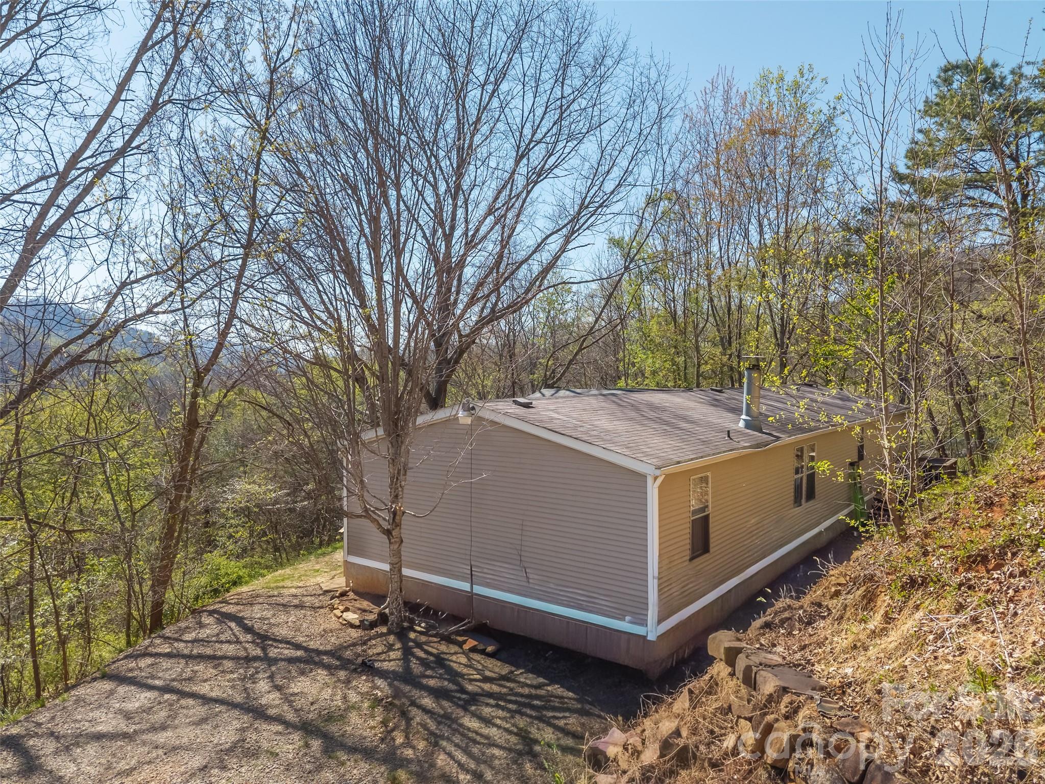 301 Matthew Lane Property Photo 23