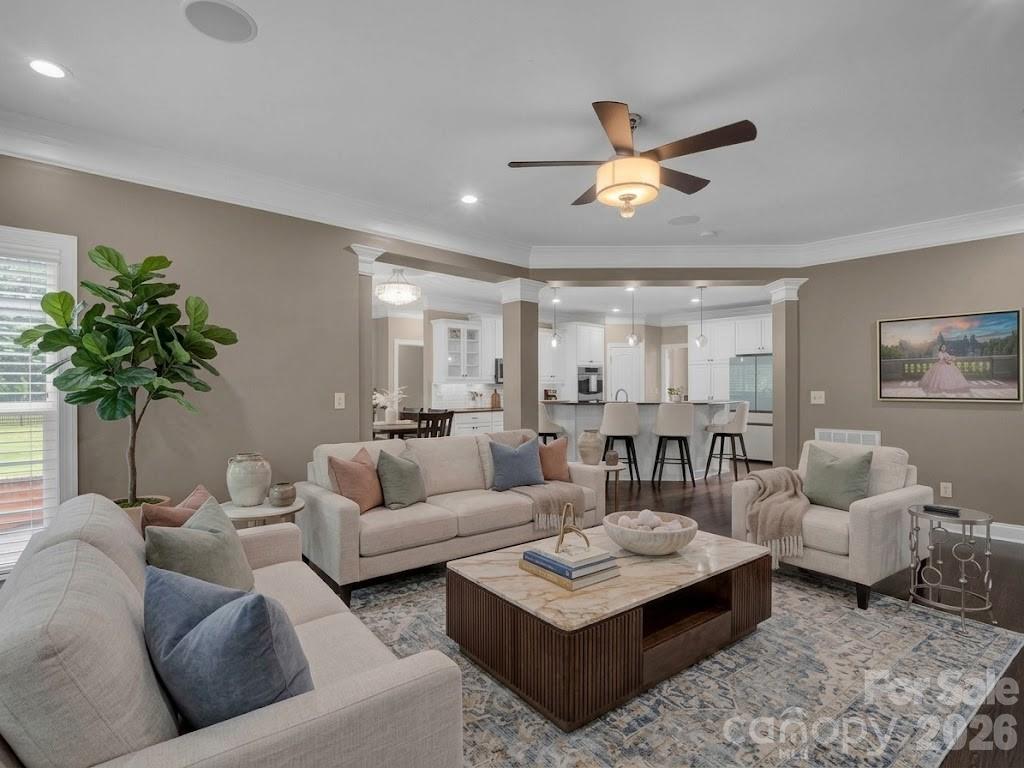2652 Bedford Place Property Photo 1