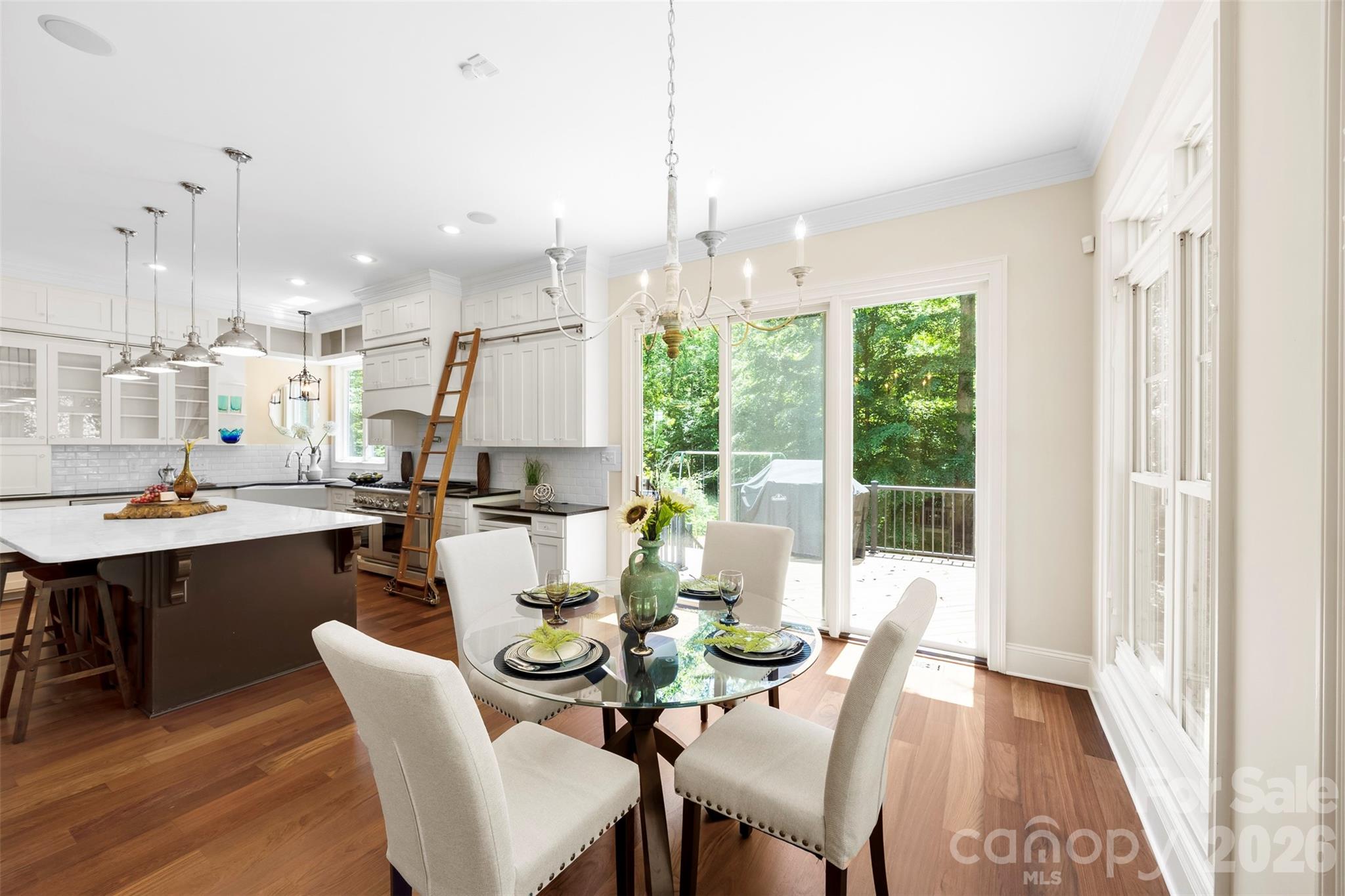 3729 Eaglebrook Drive Property Photo 13