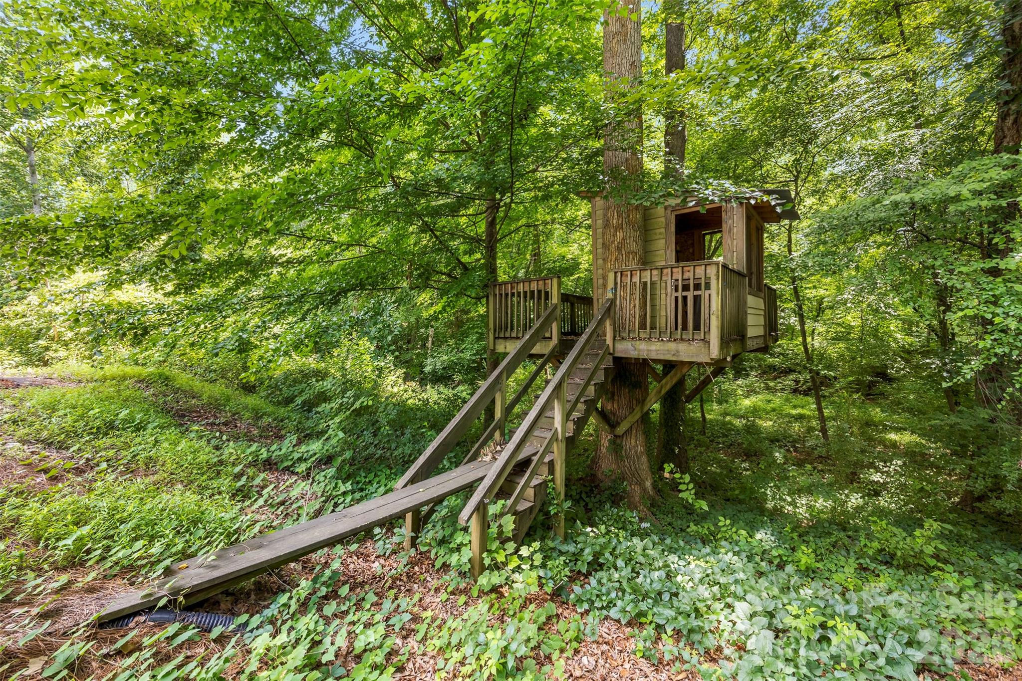 3729 Eaglebrook Drive Property Photo 47