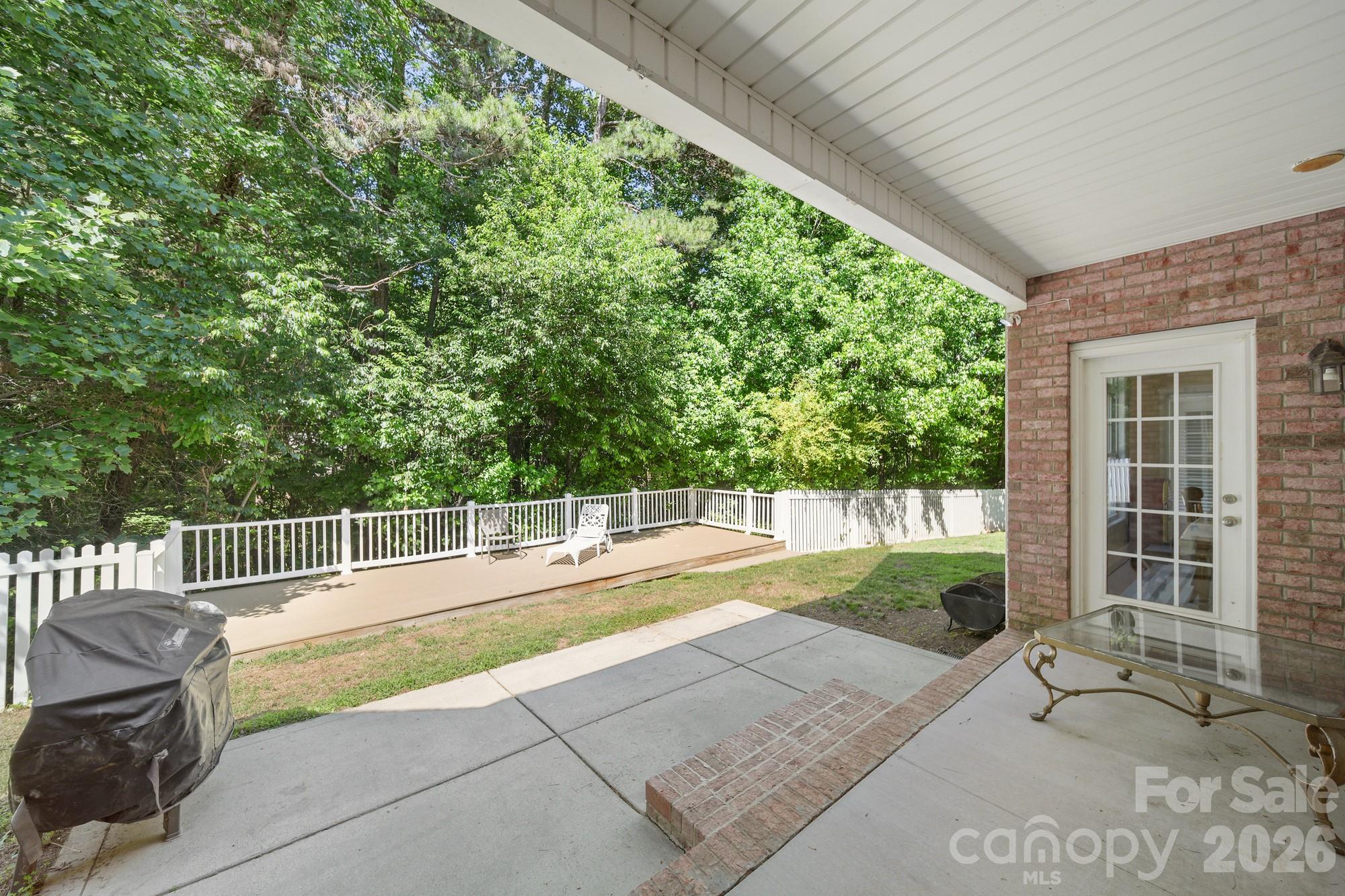 234 Lagoda Drive Property Photo 9