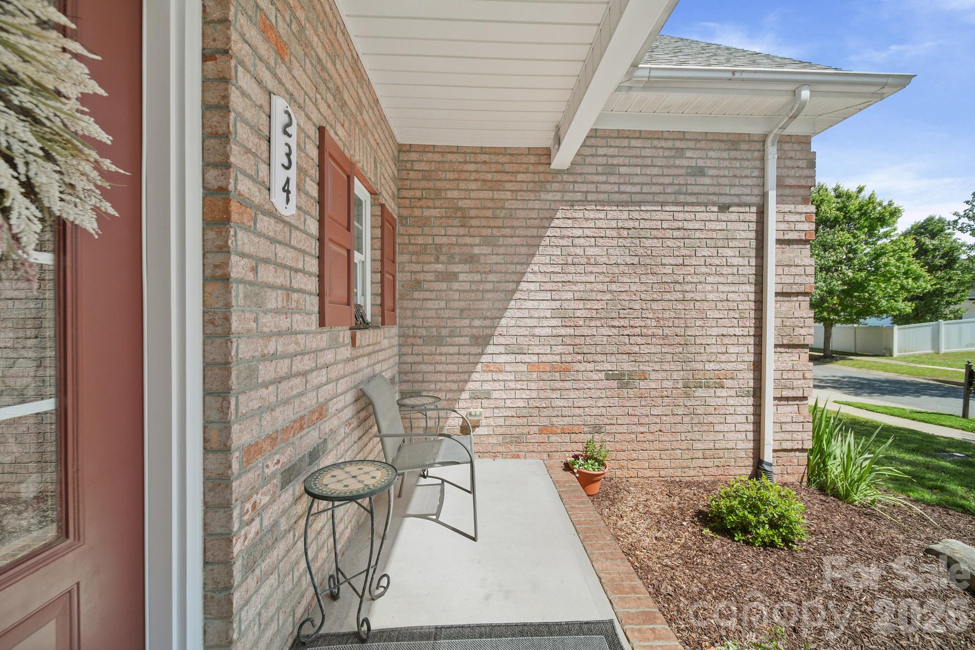 234 Lagoda Drive Property Photo 10
