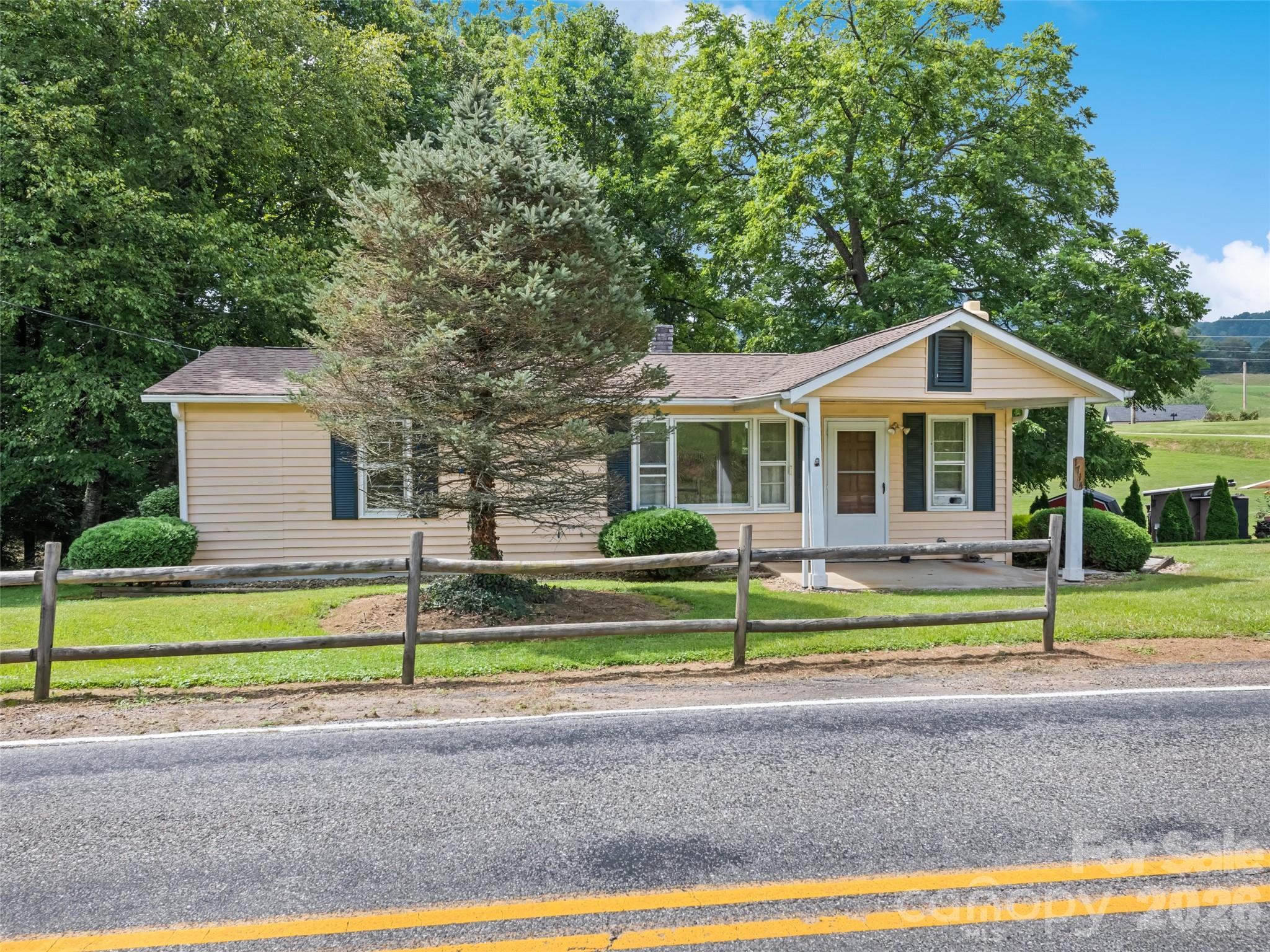1714 Iron Duff Road Property Photo 2