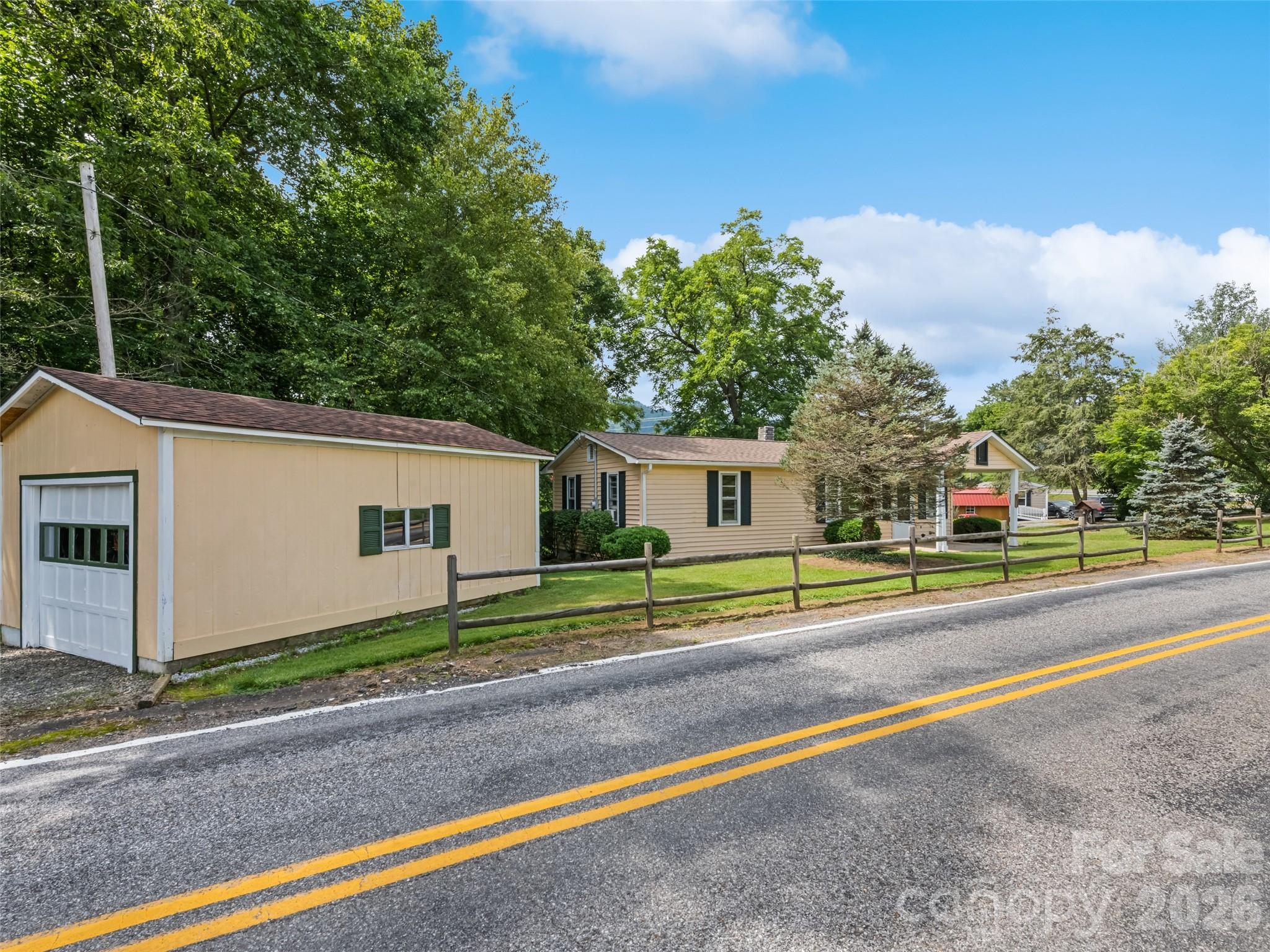 1714 Iron Duff Road Property Photo 3