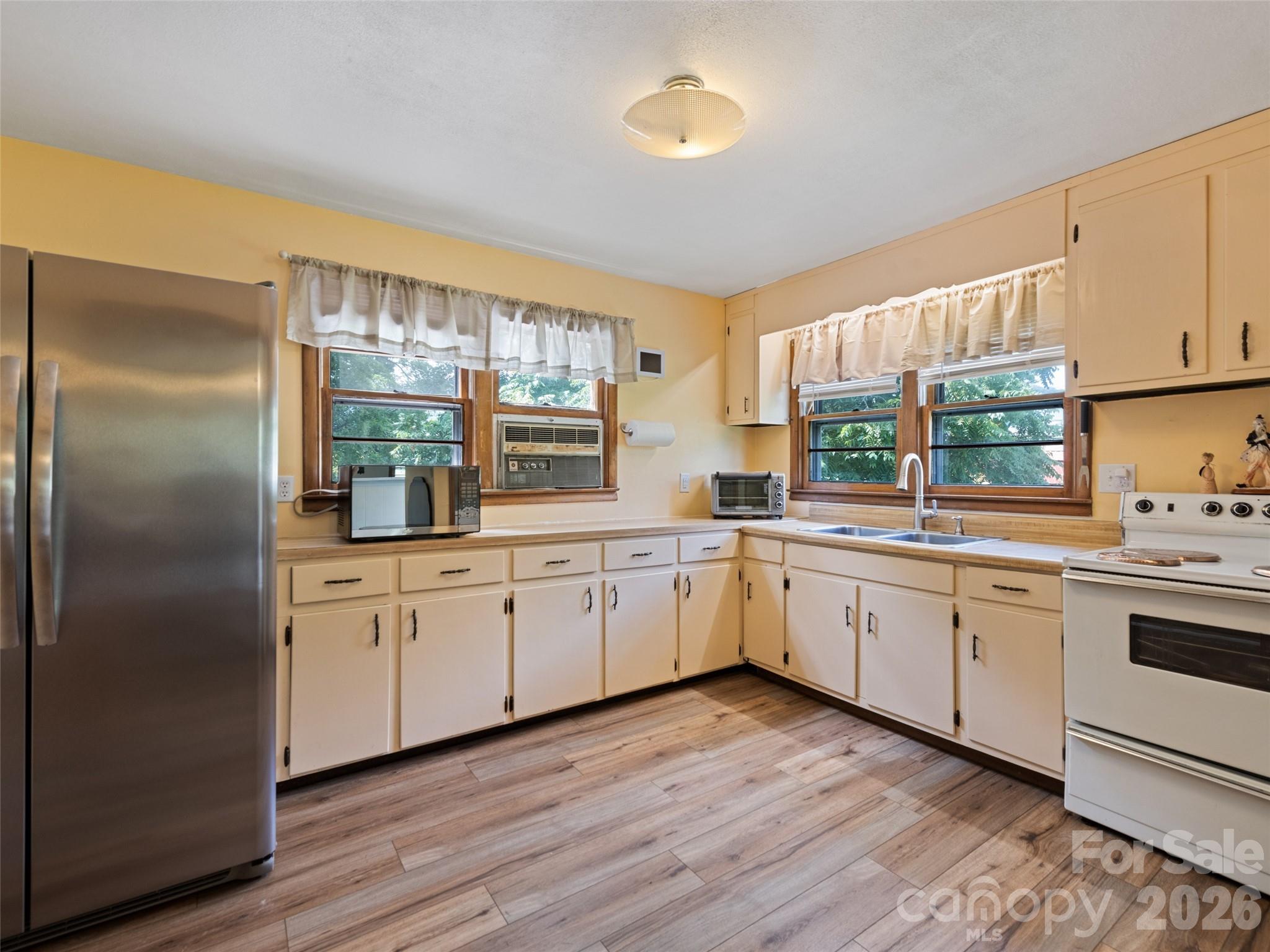 1714 Iron Duff Road Property Photo 10