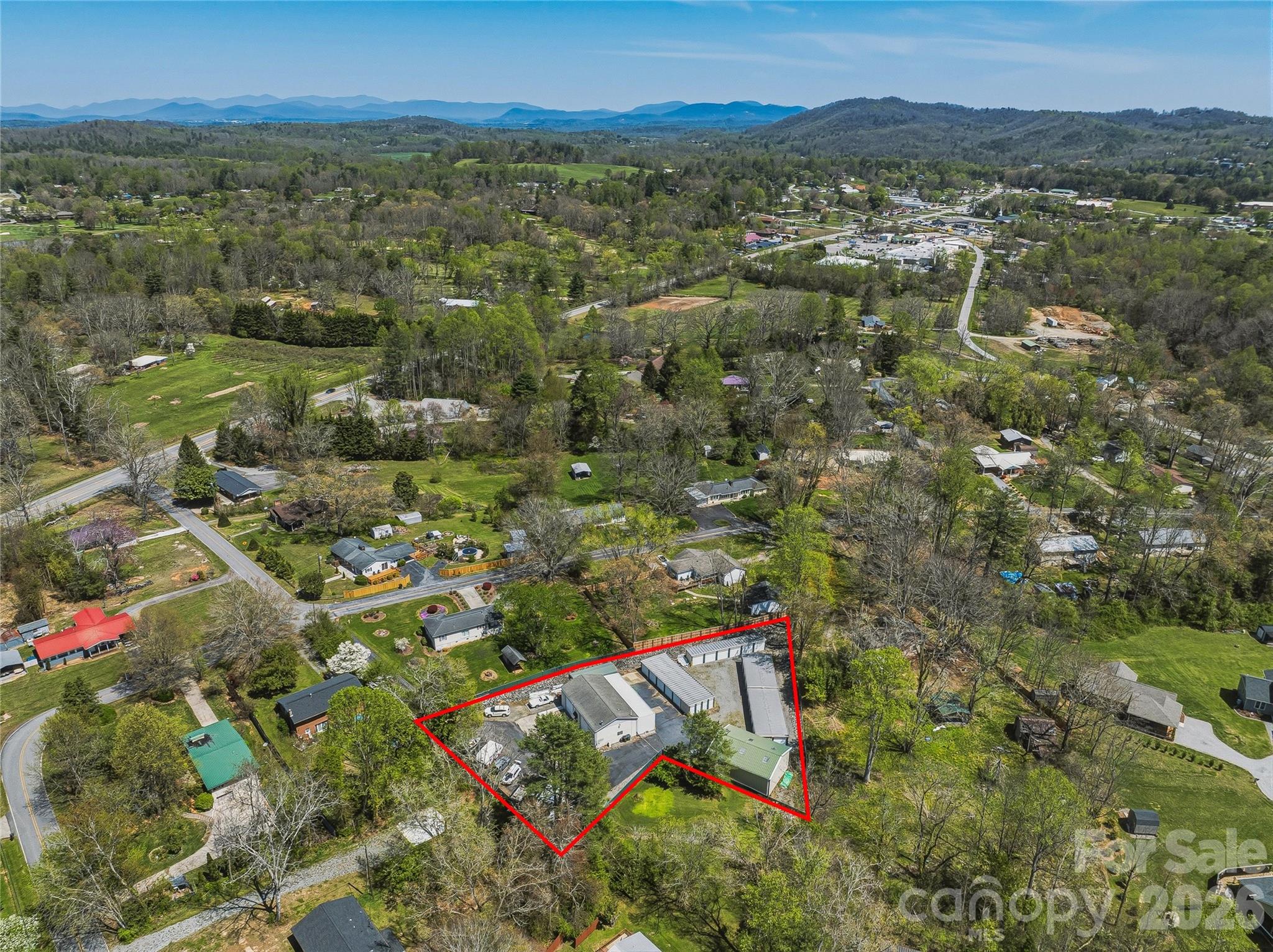 130 Oakland Hill Drive Property Photo 18