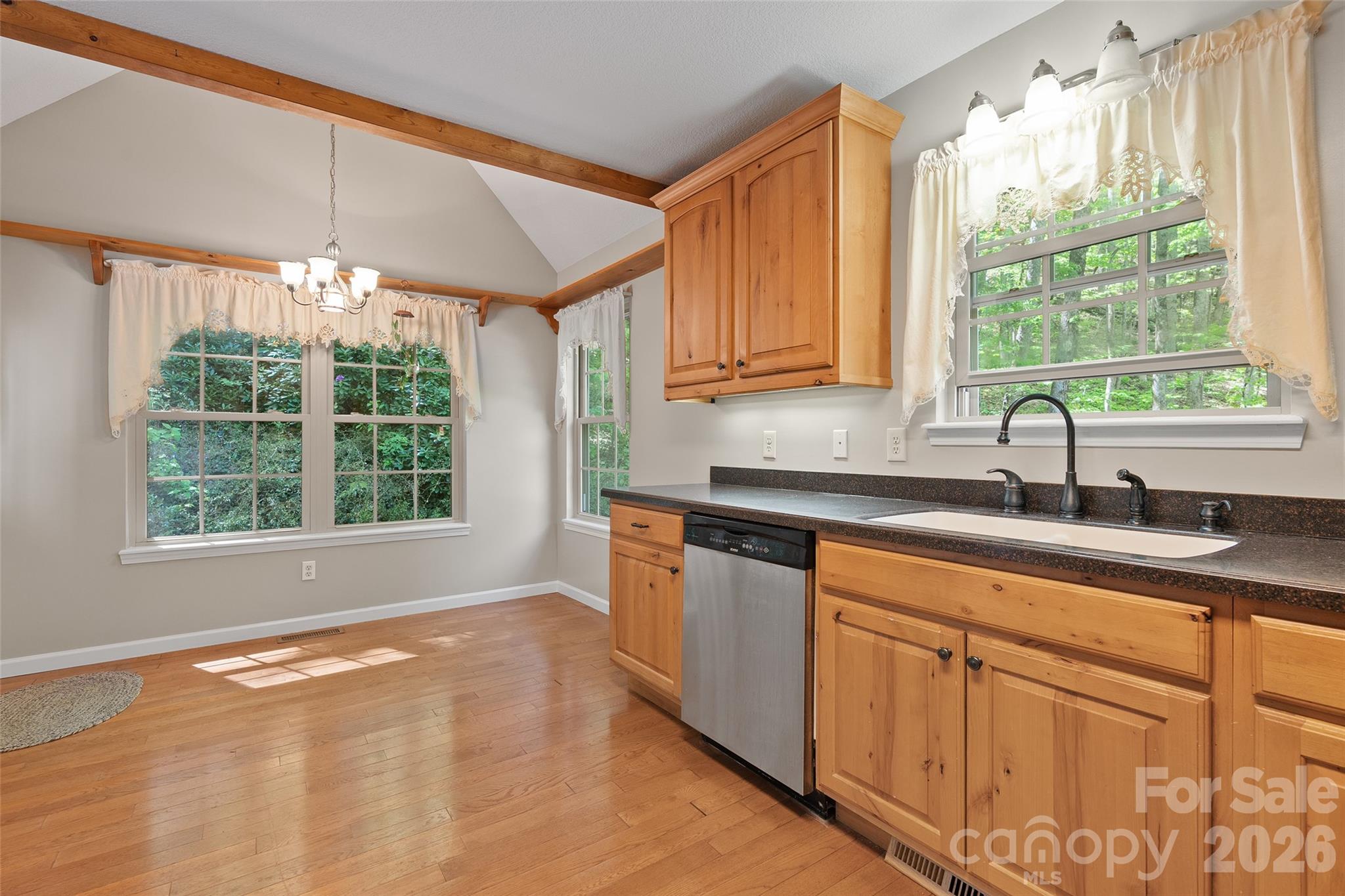93 Streamside Drive Property Photo 12