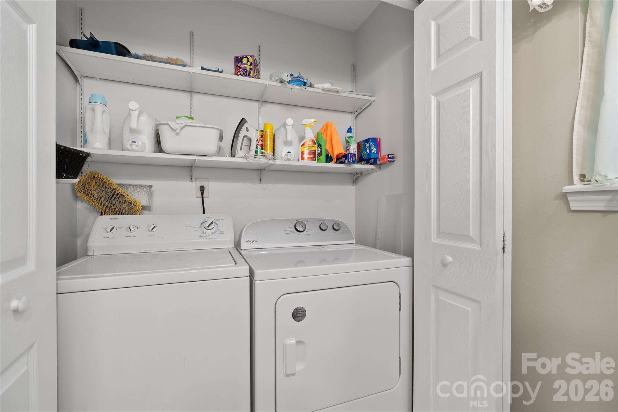 93 Streamside Drive Property Photo 14