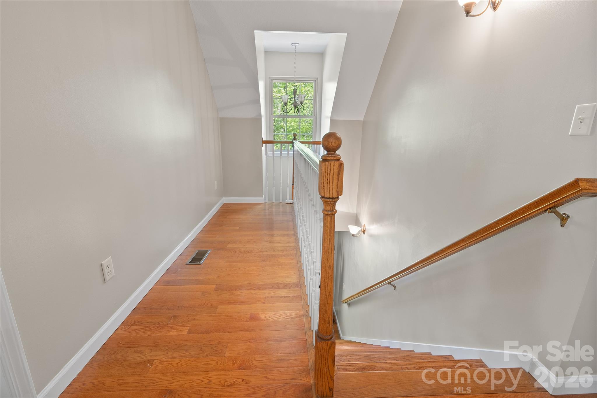 93 Streamside Drive Property Photo 18