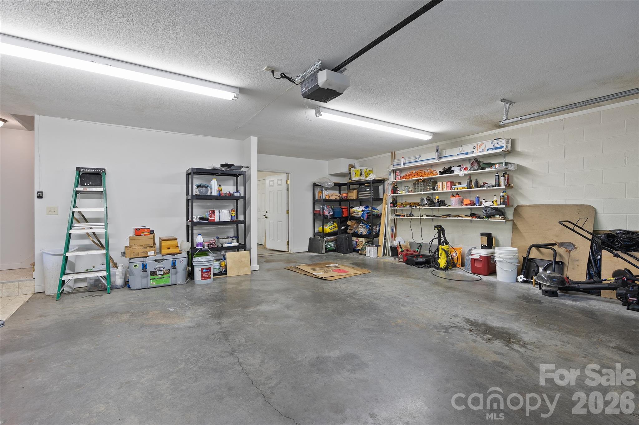 93 Streamside Drive Property Photo 24