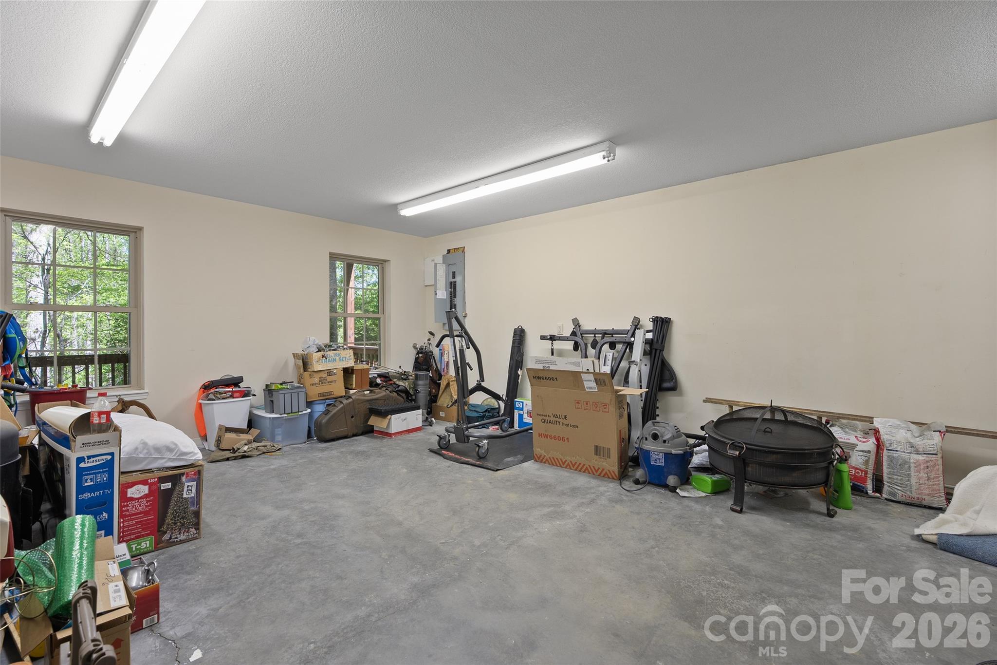 93 Streamside Drive Property Photo 25