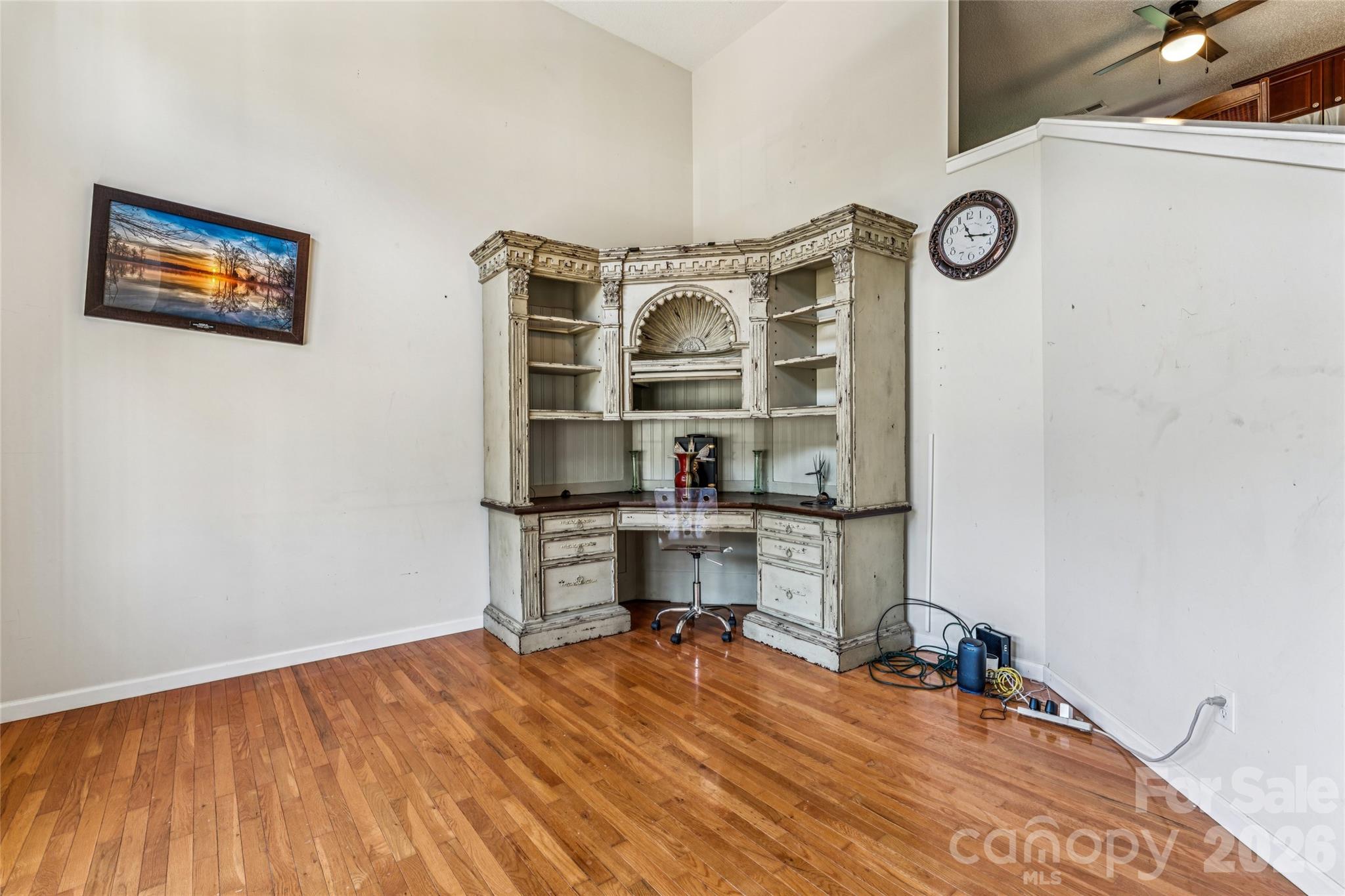 4 Miss Julia Way Property Photo 4