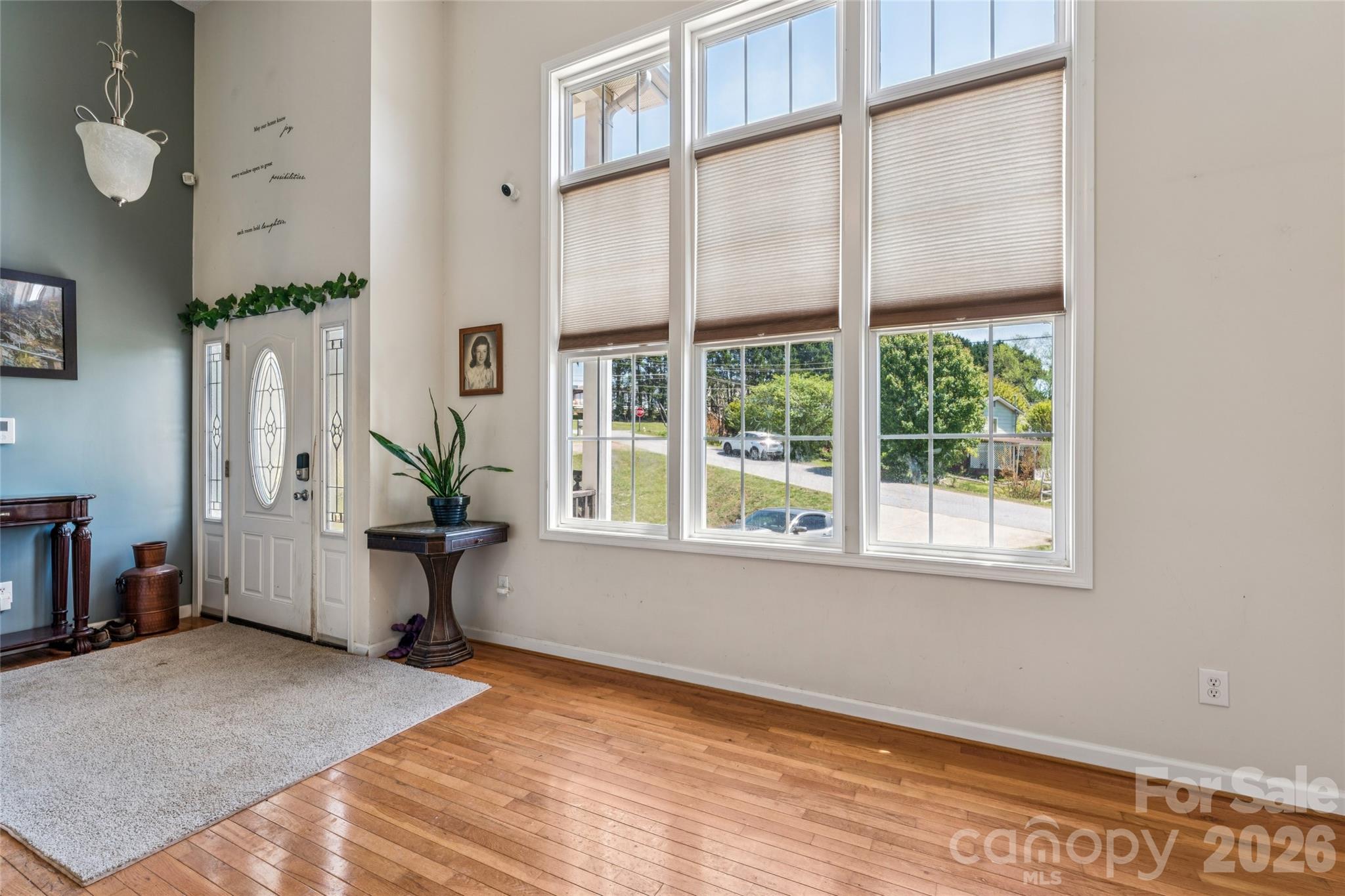 4 Miss Julia Way Property Photo 5