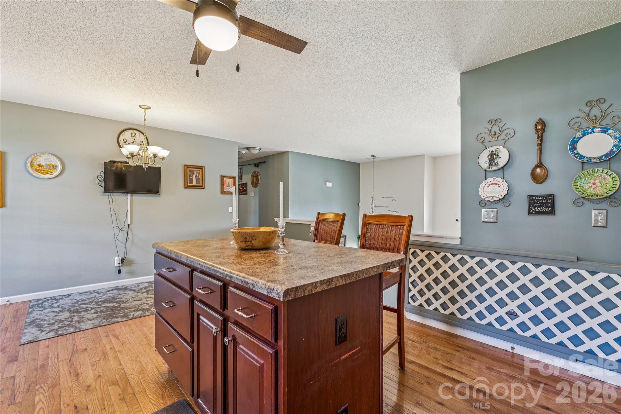 4 Miss Julia Way Property Photo 7
