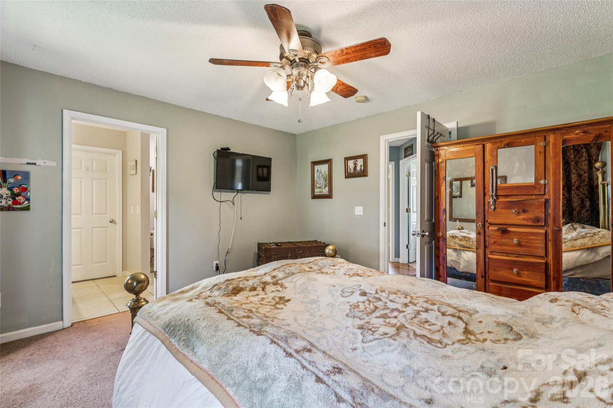 4 Miss Julia Way Property Photo 14