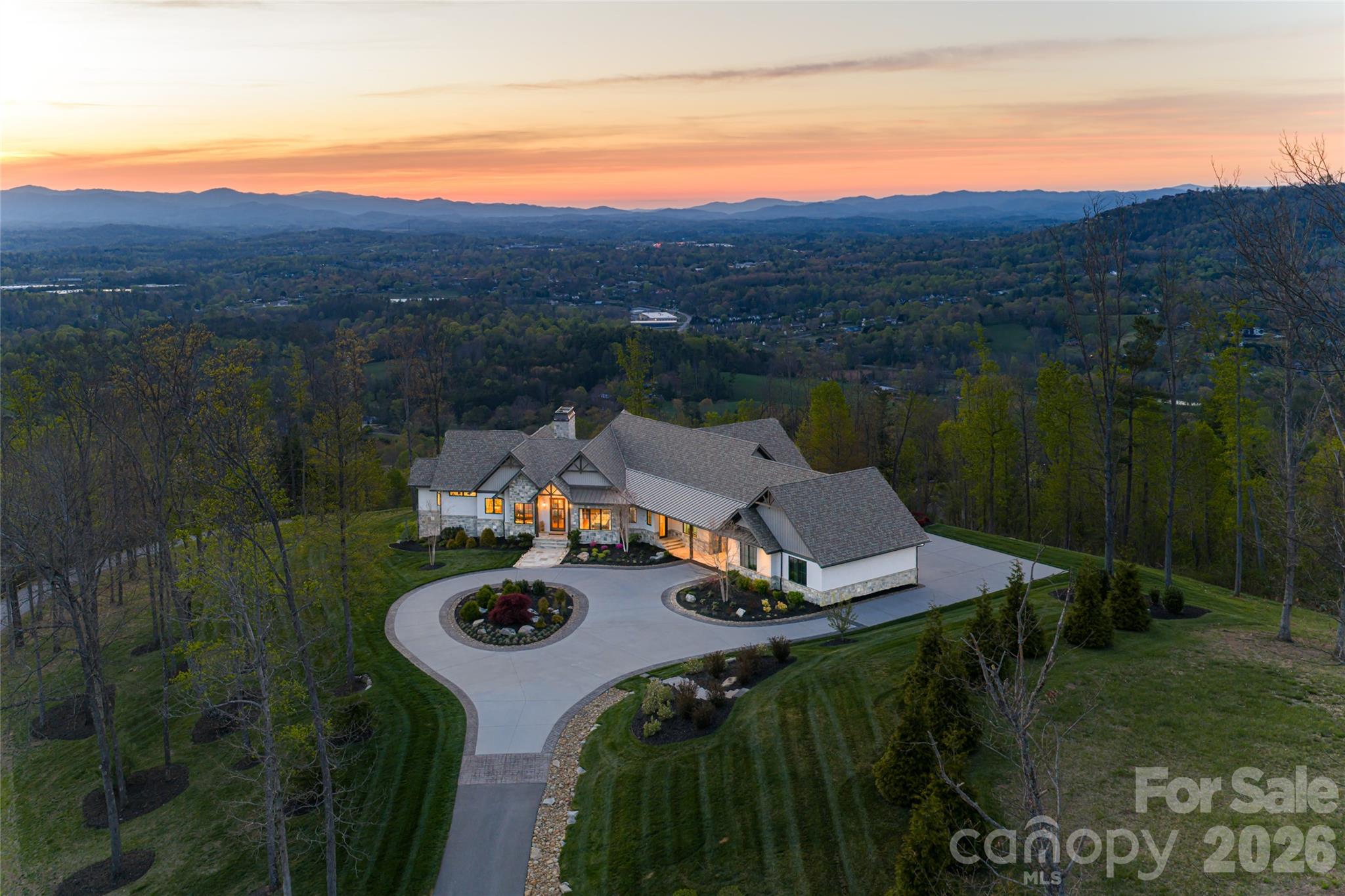 154 Bear View Road Property Photo 1