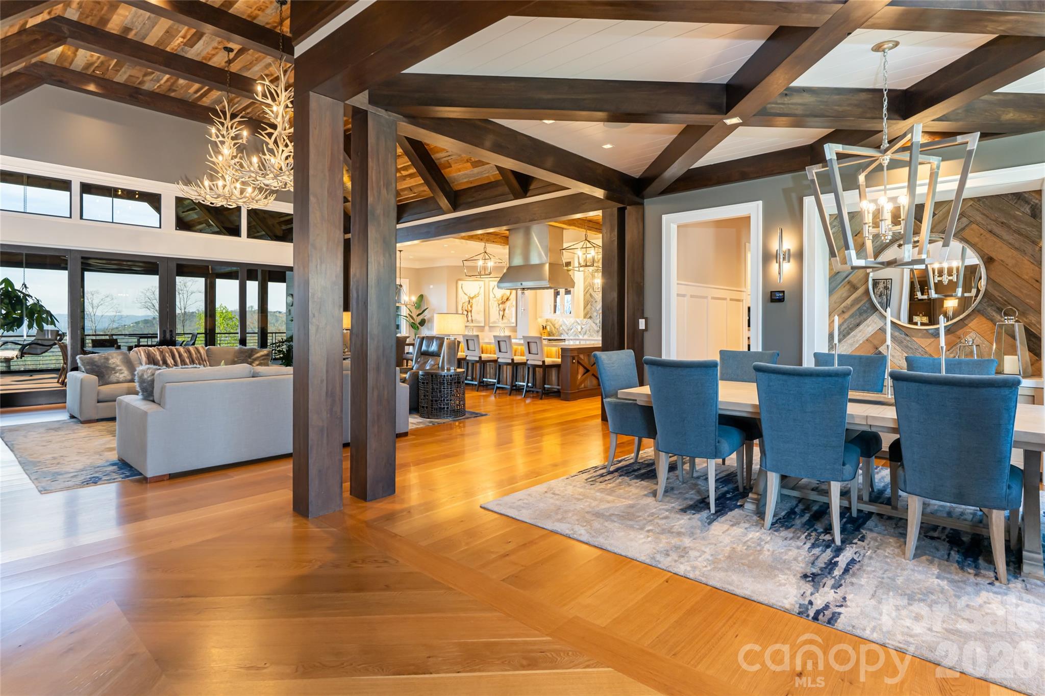 154 Bear View Road Property Photo 7