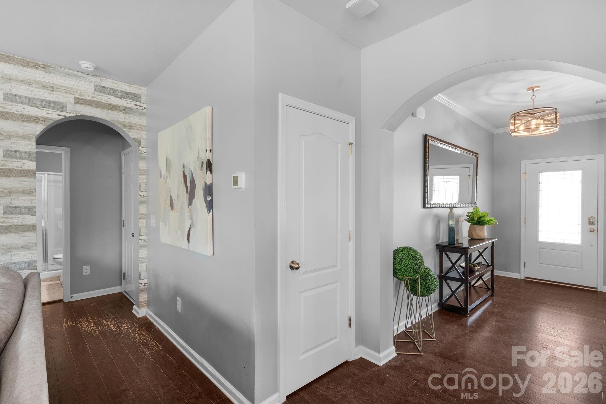5000 Lily Pond Circle Property Photo 6
