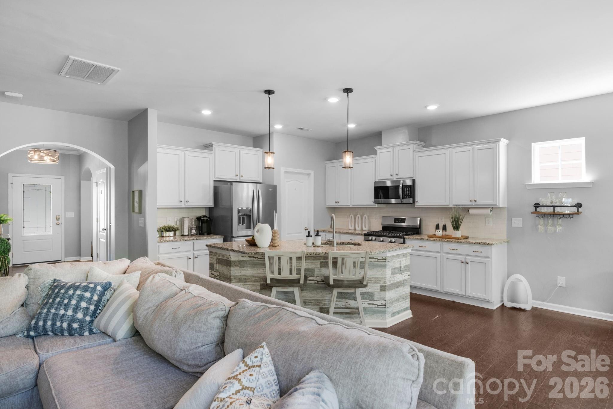 5000 Lily Pond Circle Property Photo 11