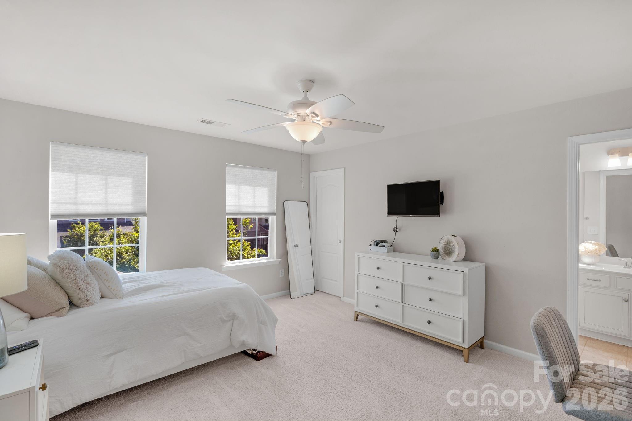 5000 Lily Pond Circle Property Photo 28